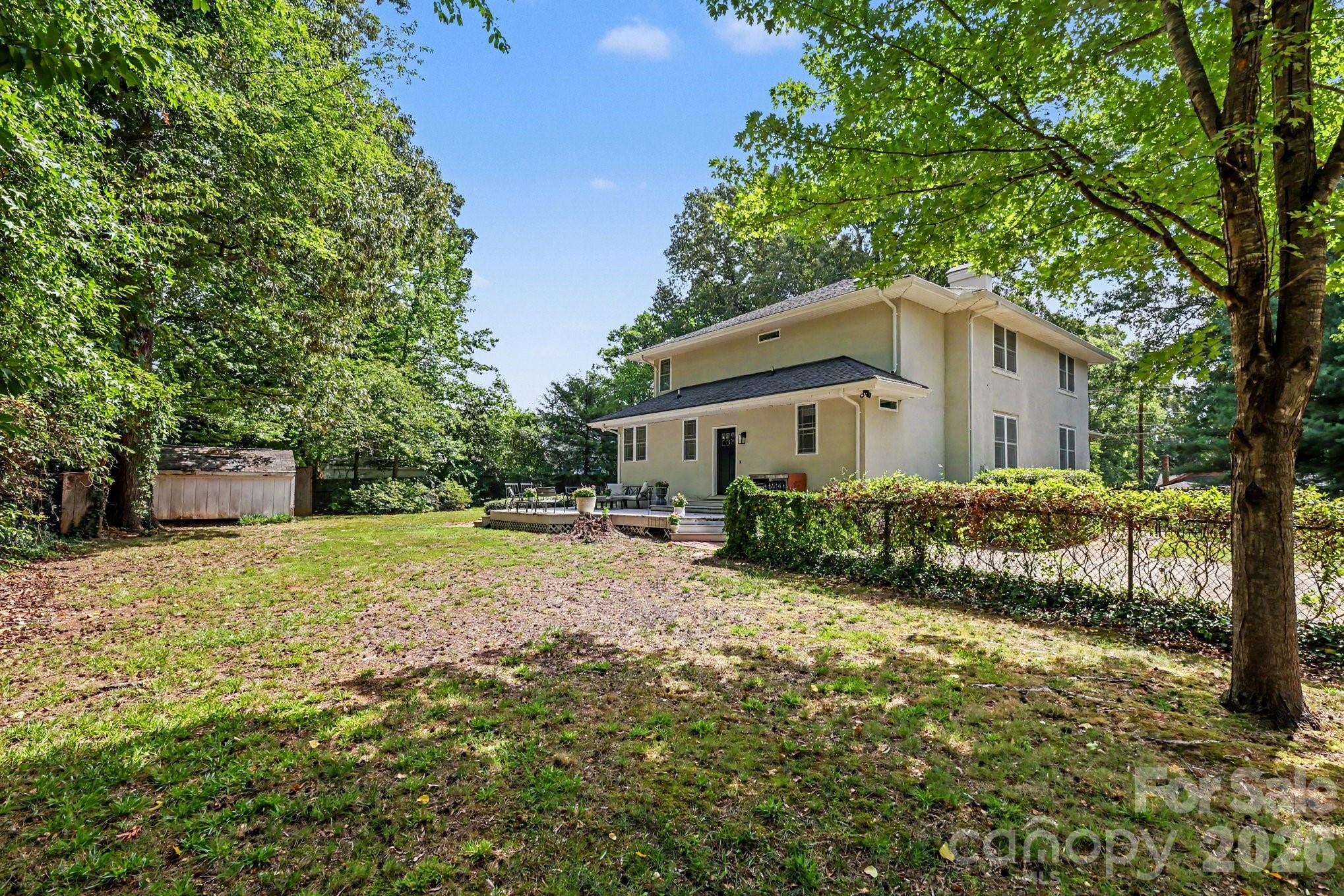 408 Griffith Road Property Photo 34