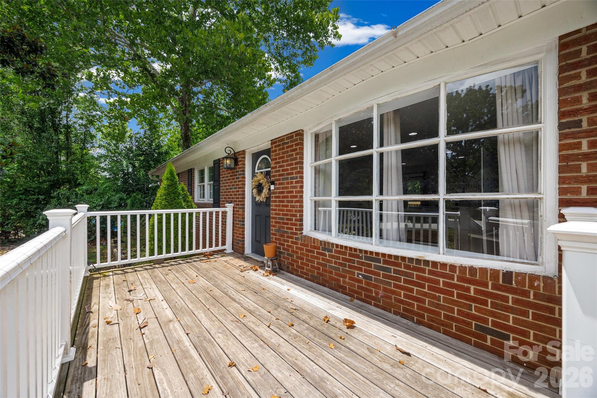 1537 Mcgill Street Property Photo 2