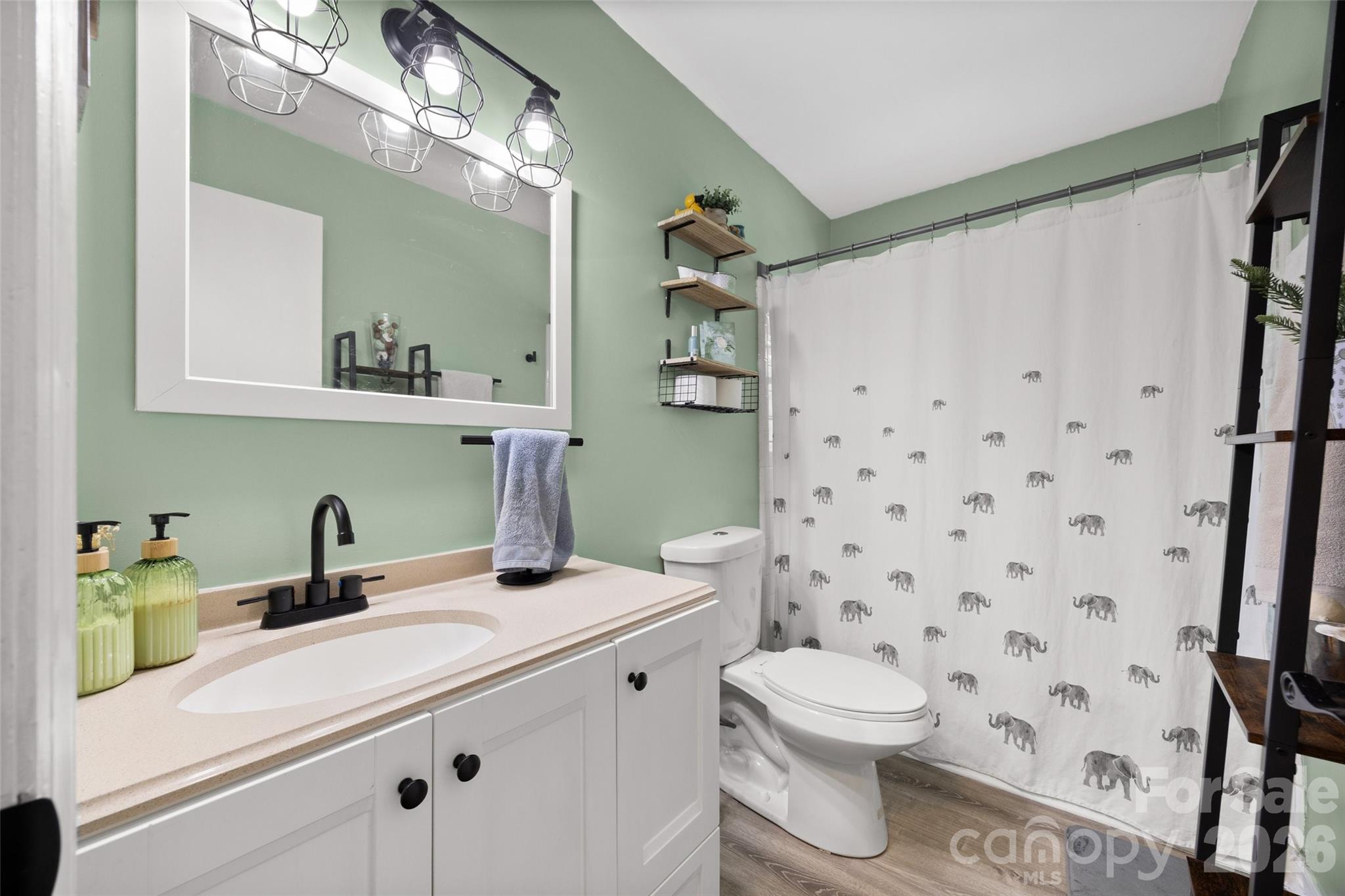 1537 Mcgill Street Property Photo 21