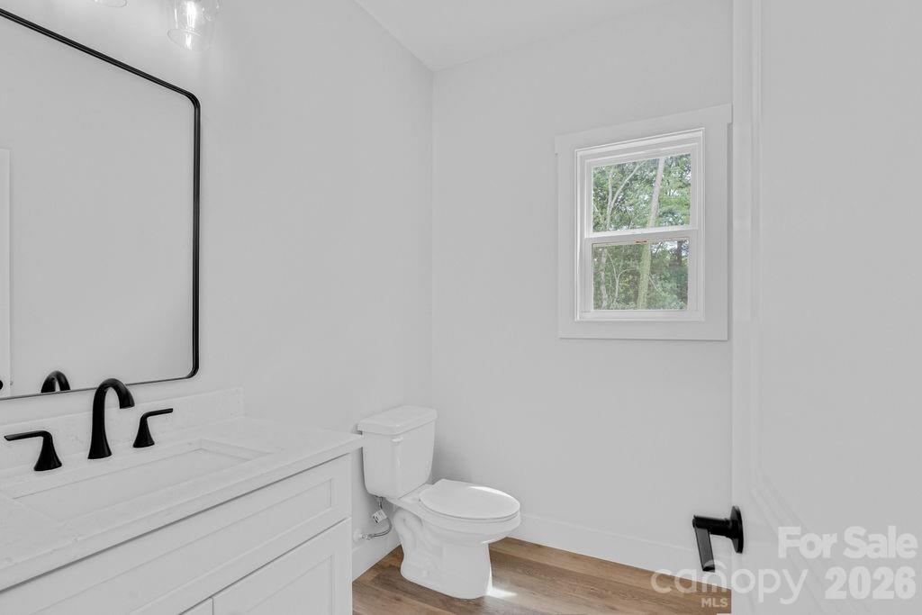 502 N Pine Street Property Photo 10