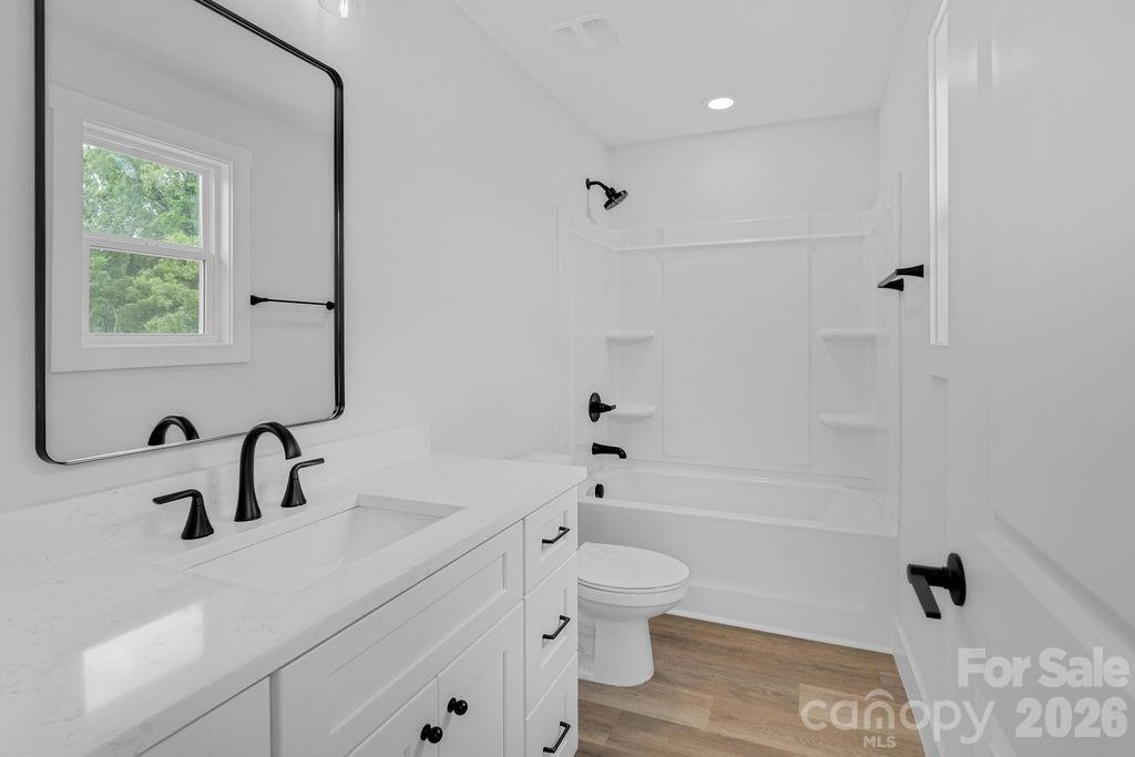 502 N Pine Street Property Photo 22