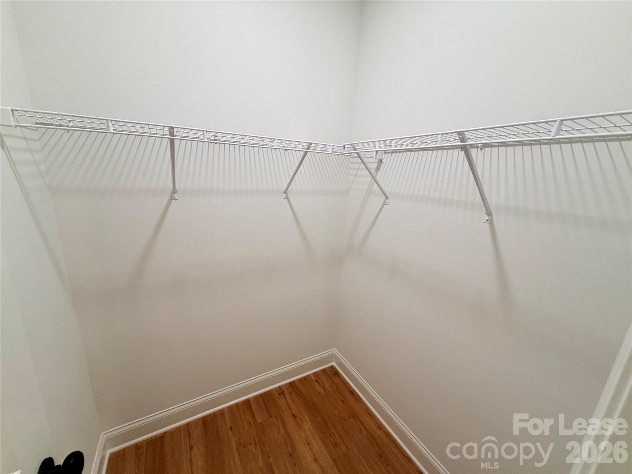 525 N Linwood Avenue Property Photo 23