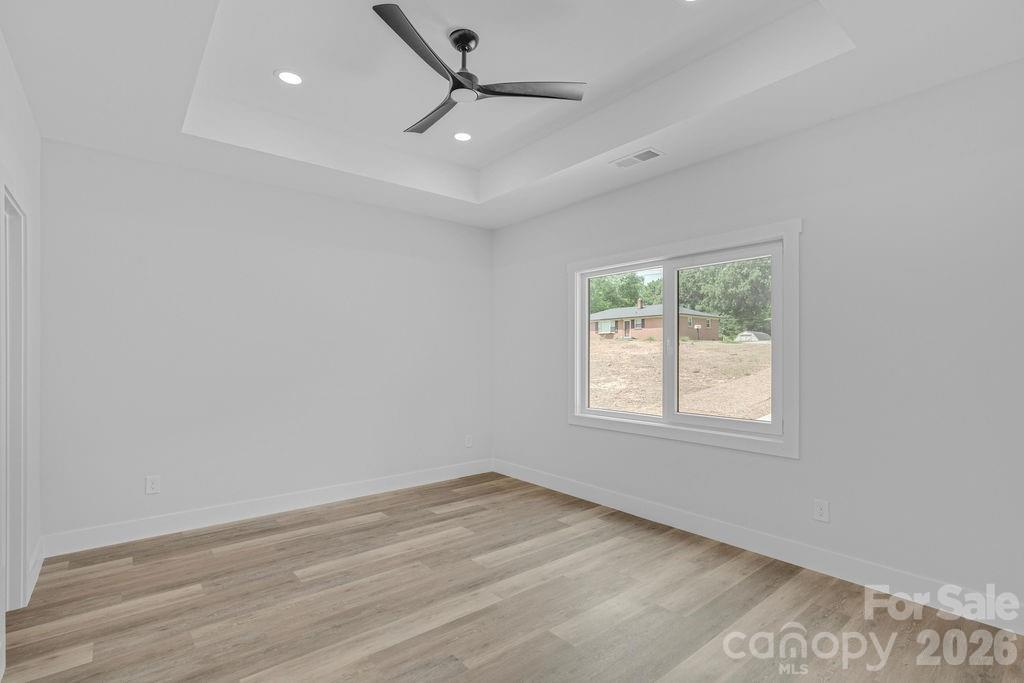 504 N Pine Street Property Photo 10