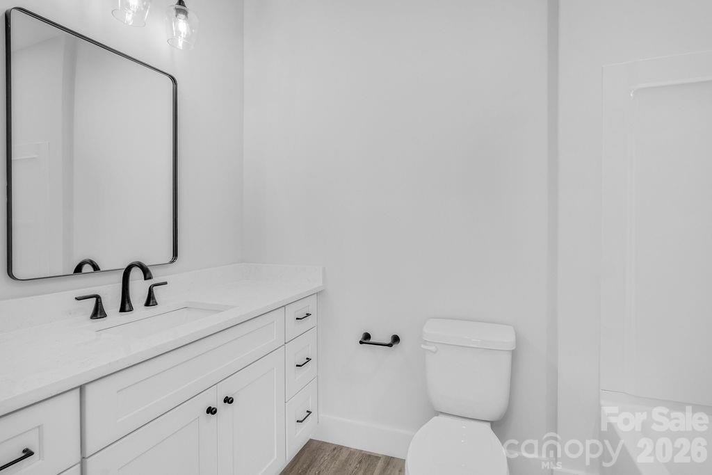 504 N Pine Street Property Photo 13