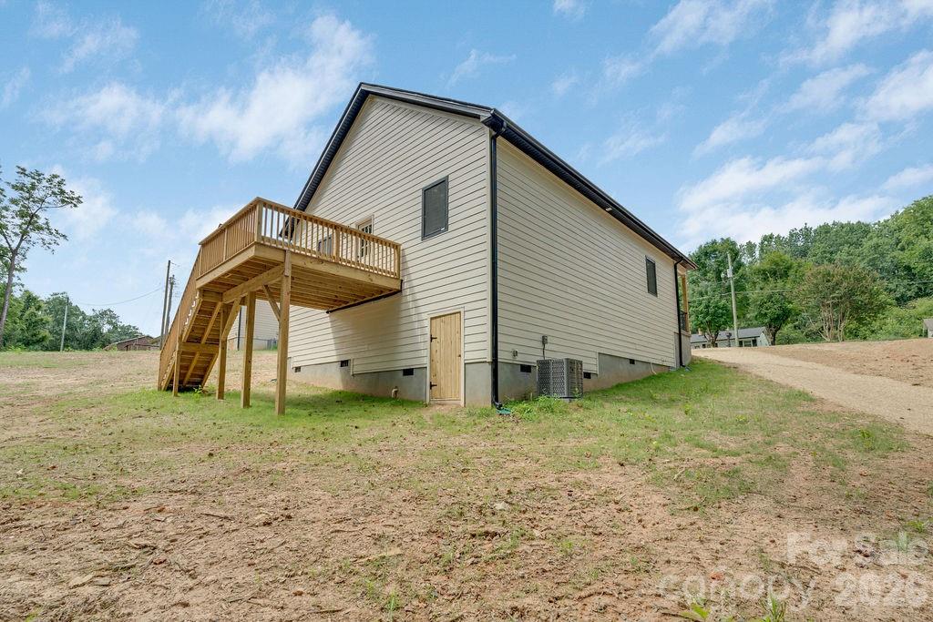 504 N Pine Street Property Photo 24