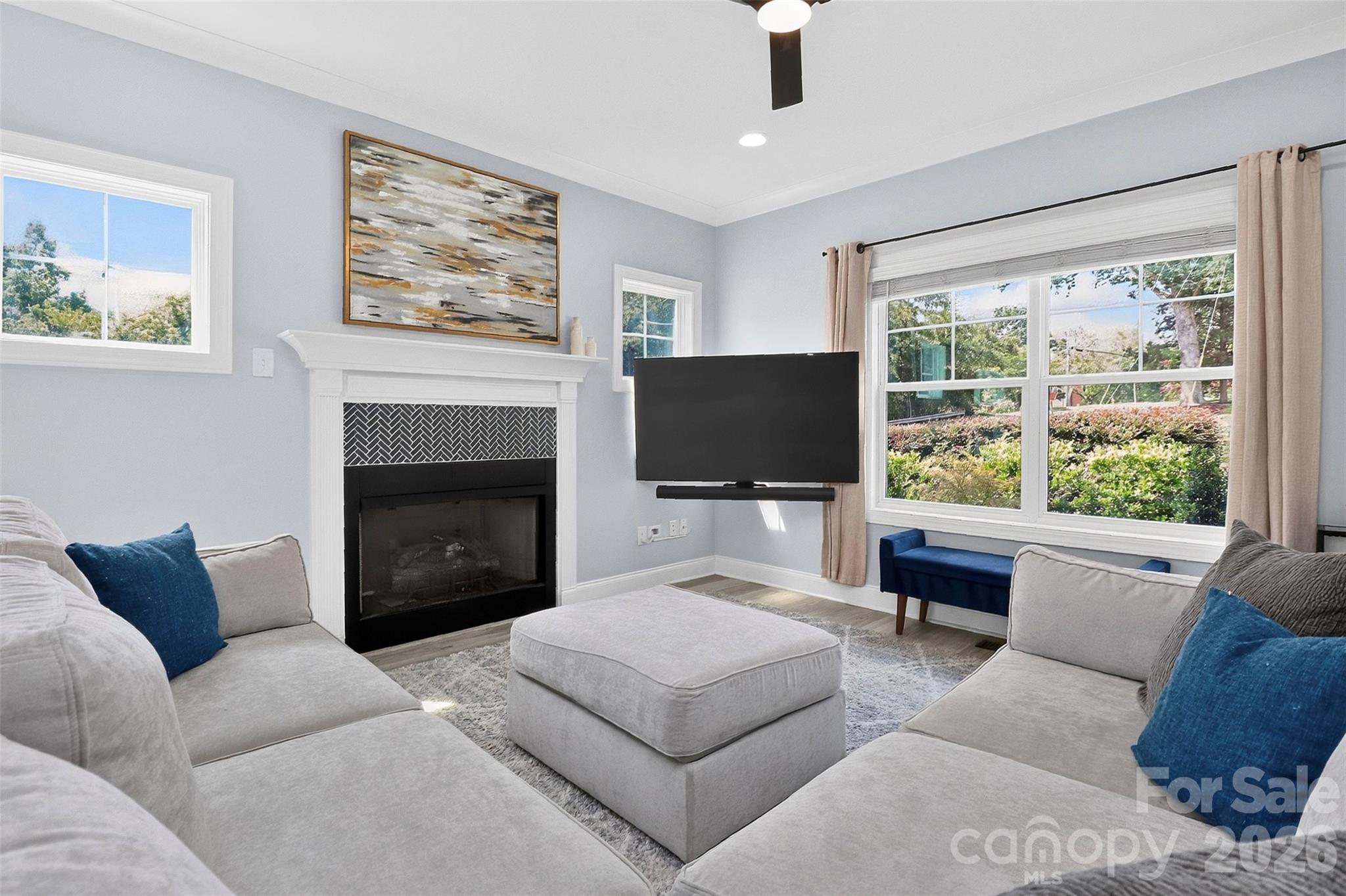 3039 Palm Avenue Property Photo 4