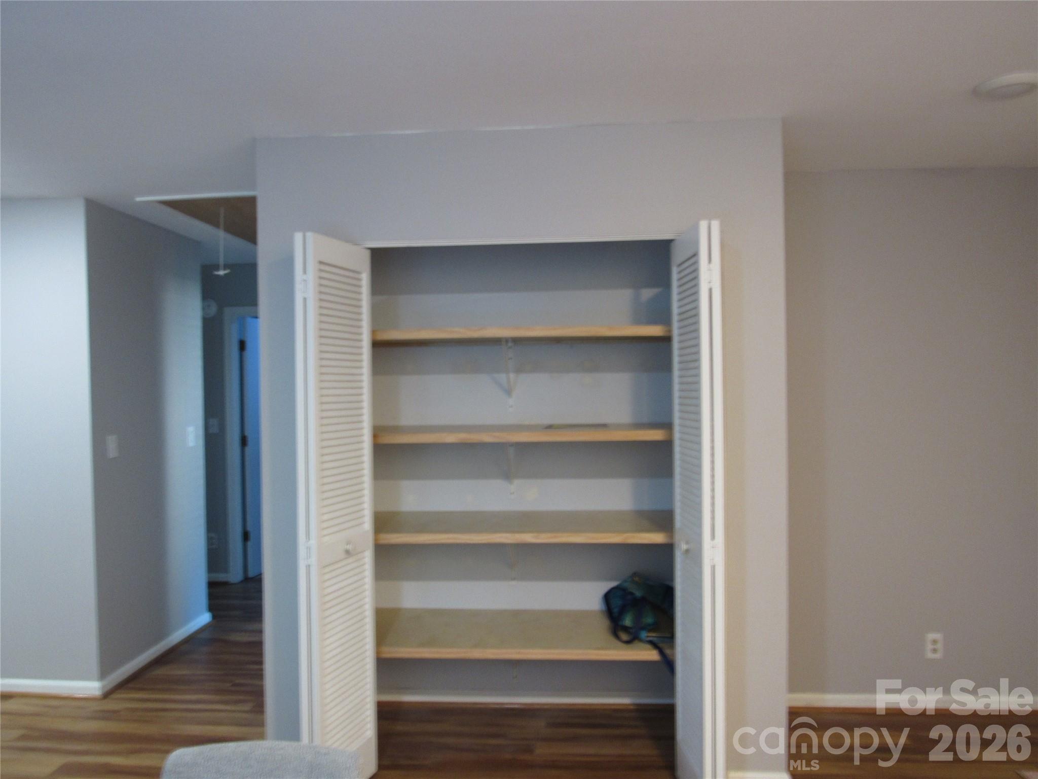 6 Woodlands Drive Property Photo 7