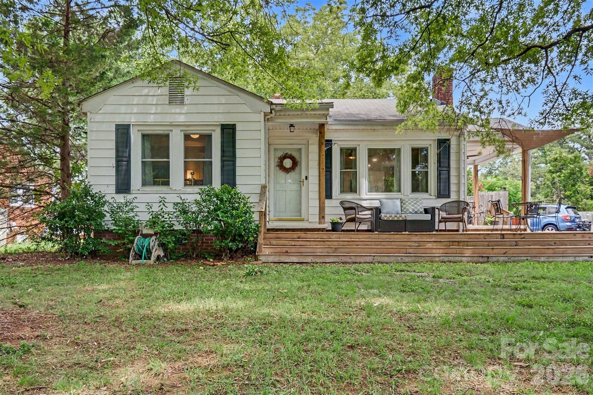 166 Wilson Street Property Photo 2