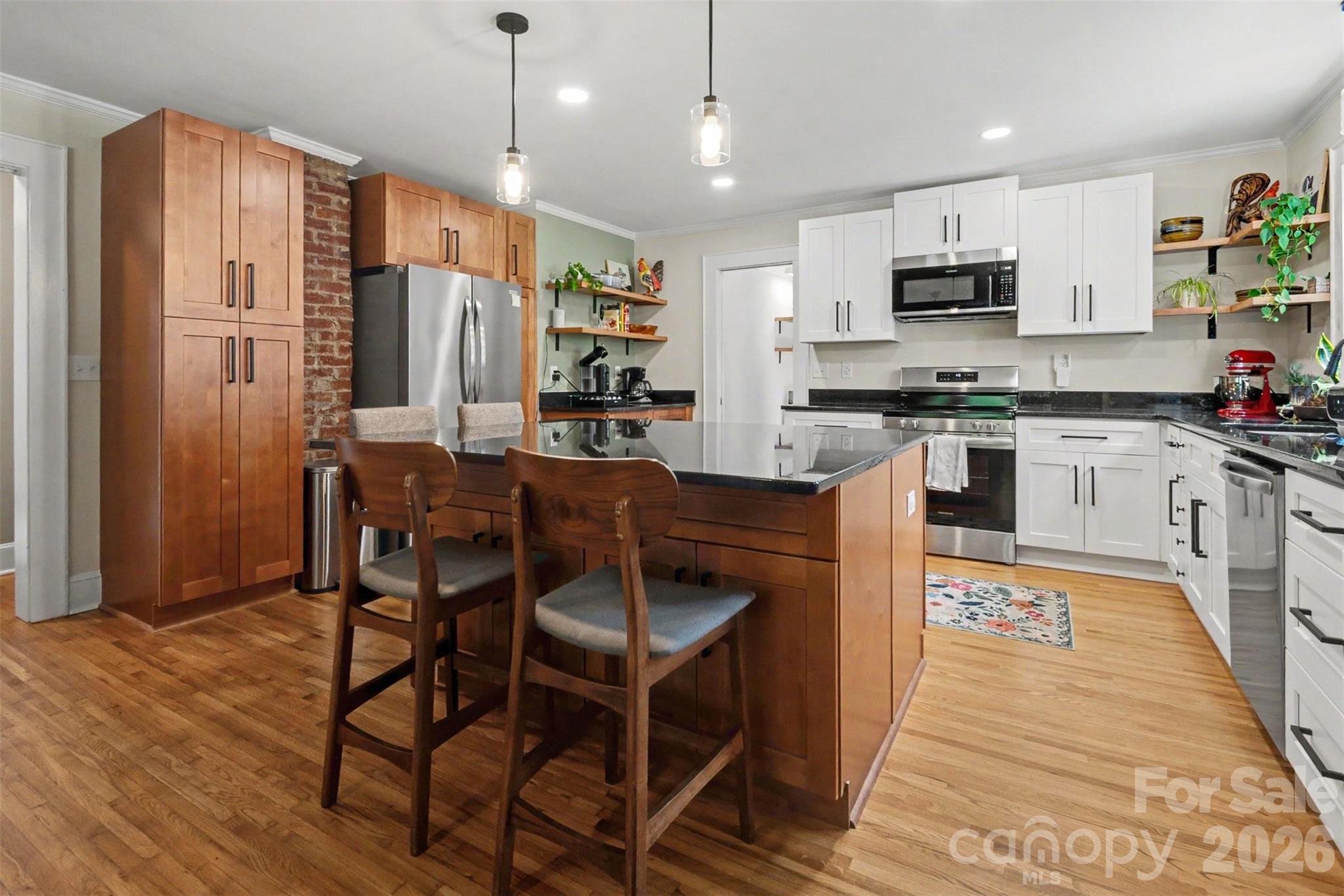 166 Wilson Street Property Photo 7