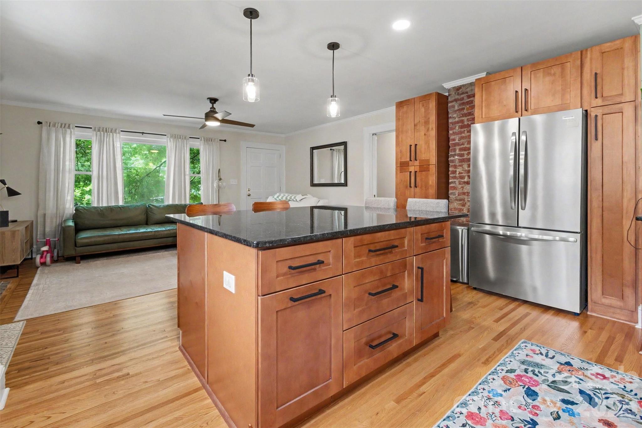 166 Wilson Street Property Photo 8
