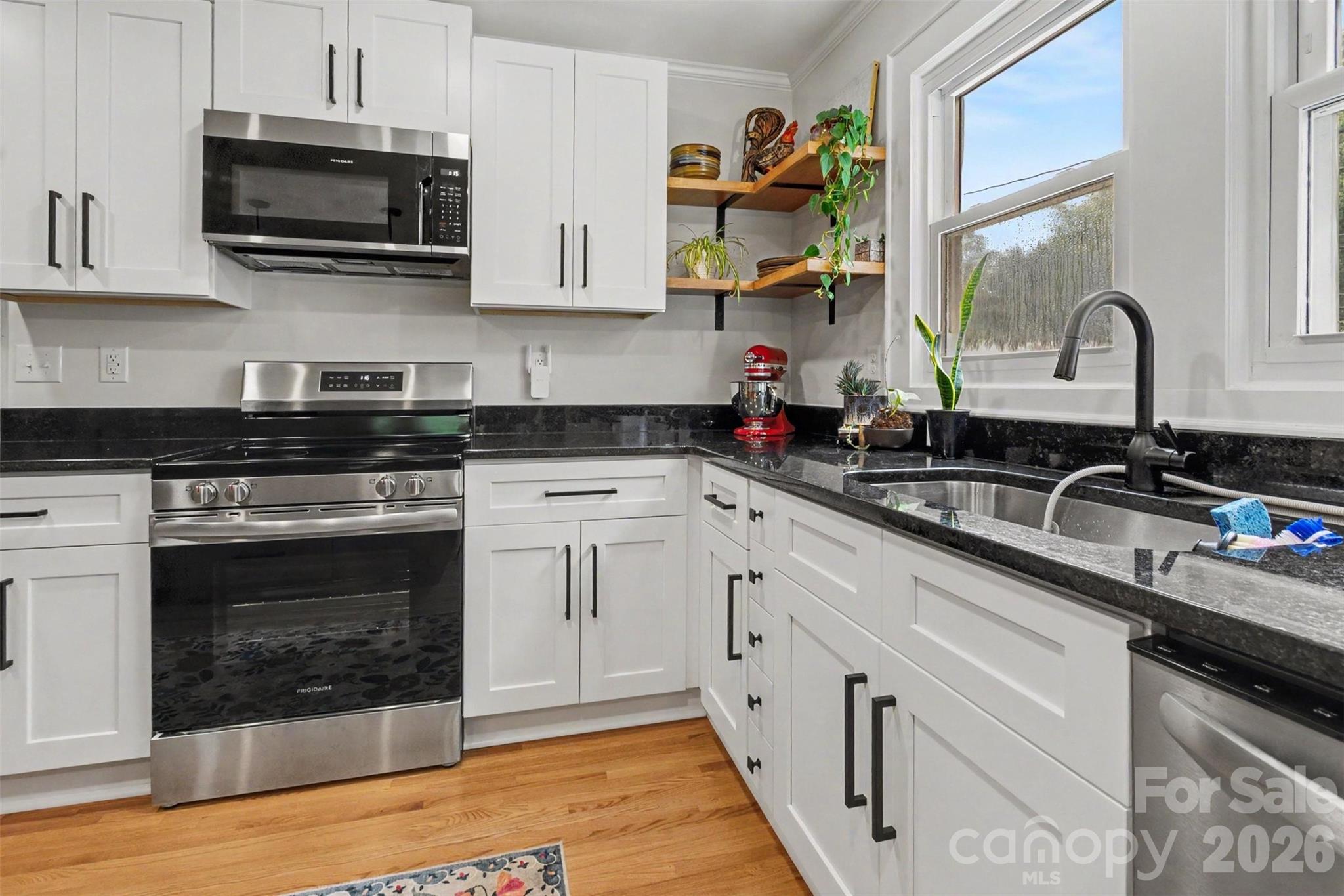 166 Wilson Street Property Photo 10