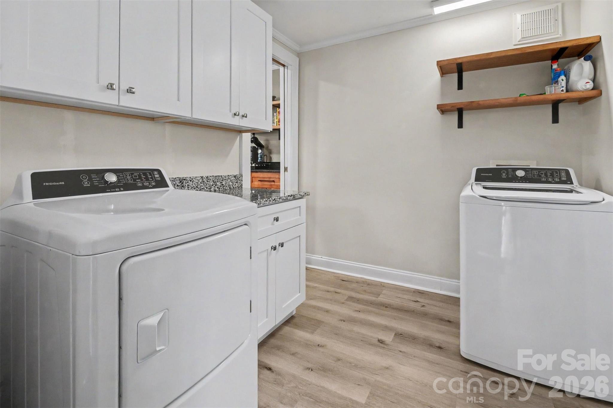 166 Wilson Street Property Photo 11