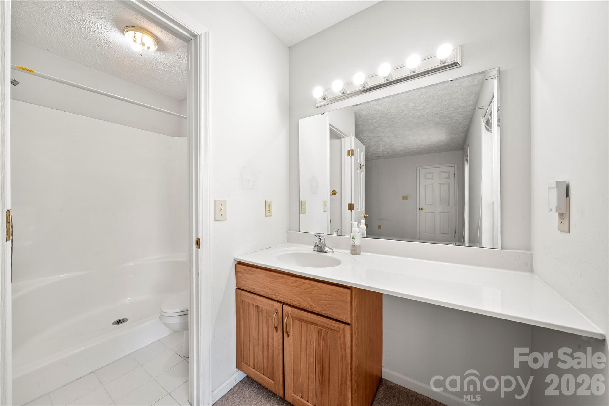 142 Harbor Point Drive 31 Property Photo 20