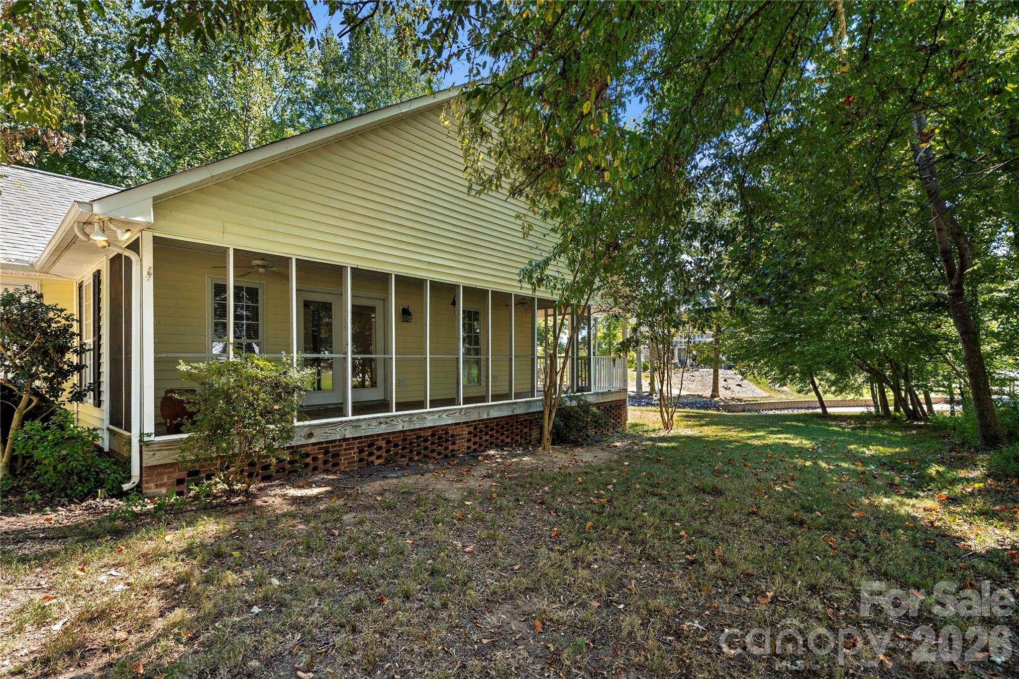 142 Harbor Point Drive 31 Property Photo 26