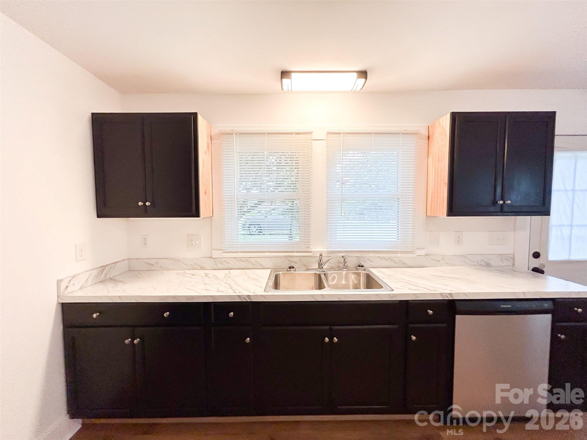 661 Central Street Property Photo 3