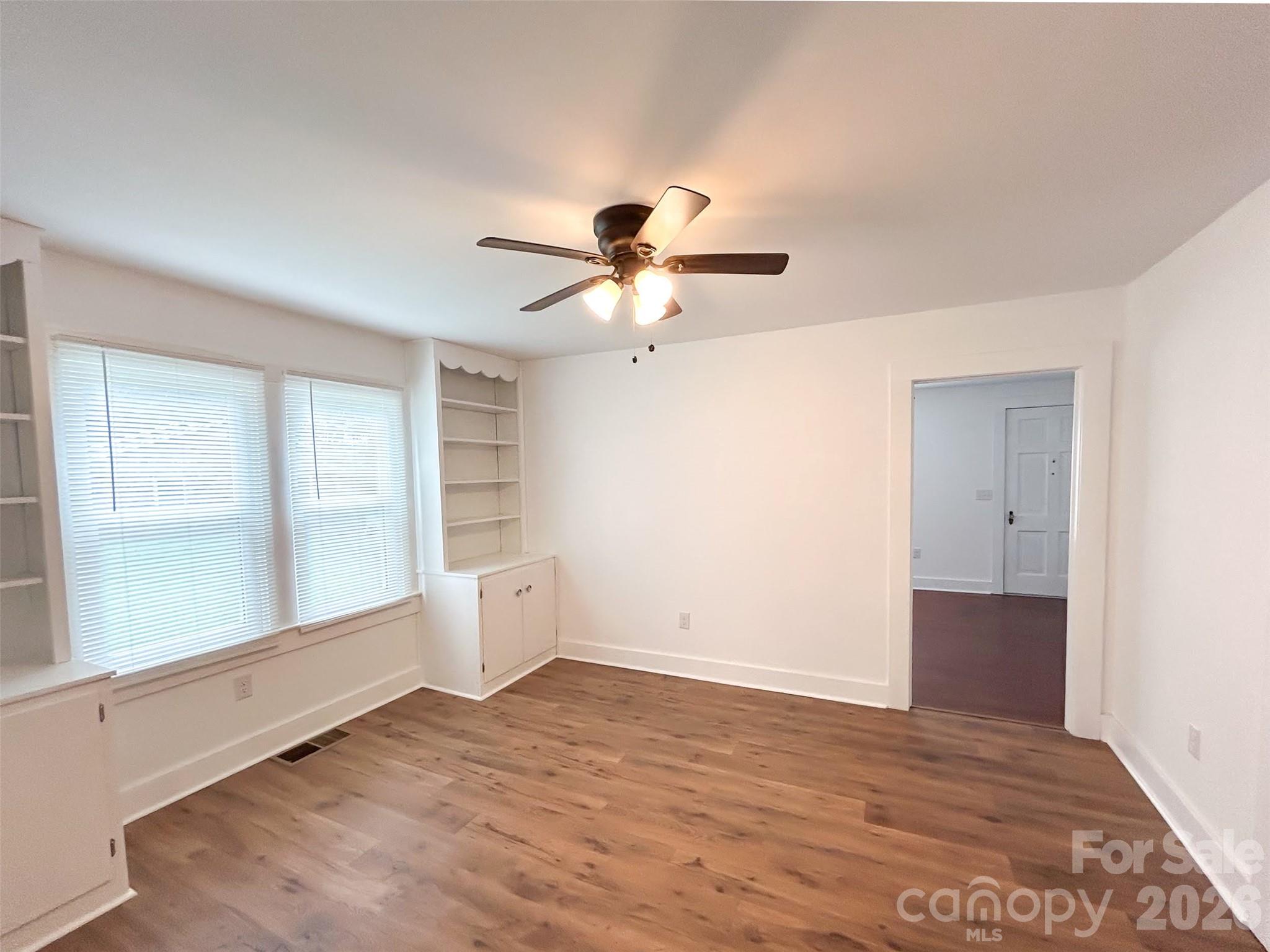 661 Central Street Property Photo 4