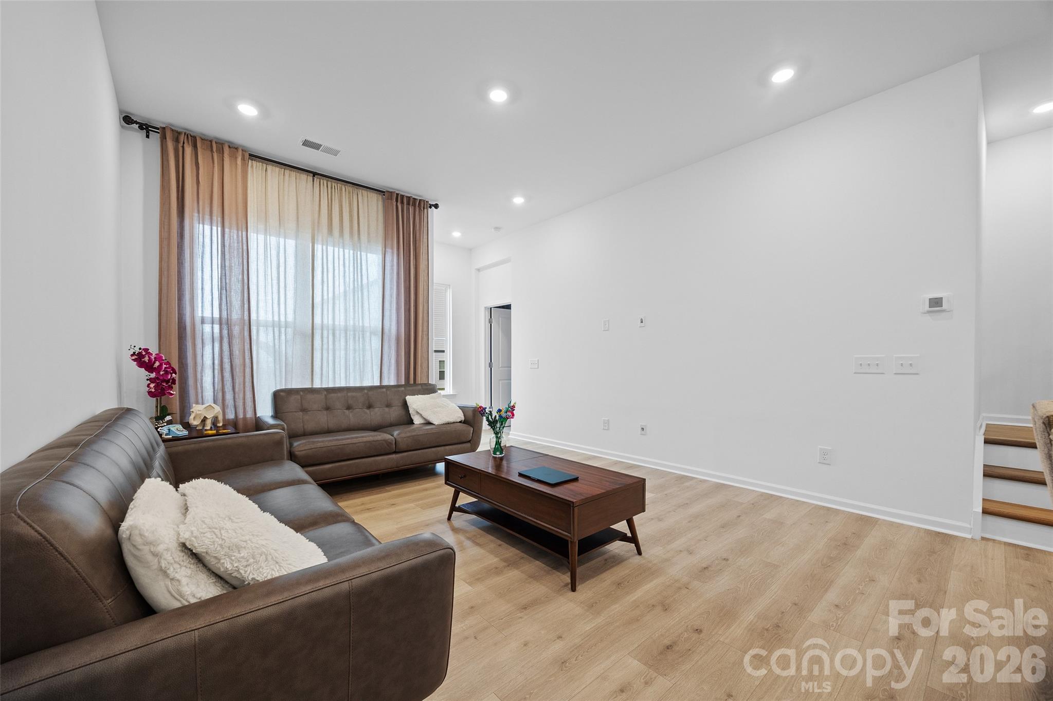 1184 Lost Cove Road Property Photo 6