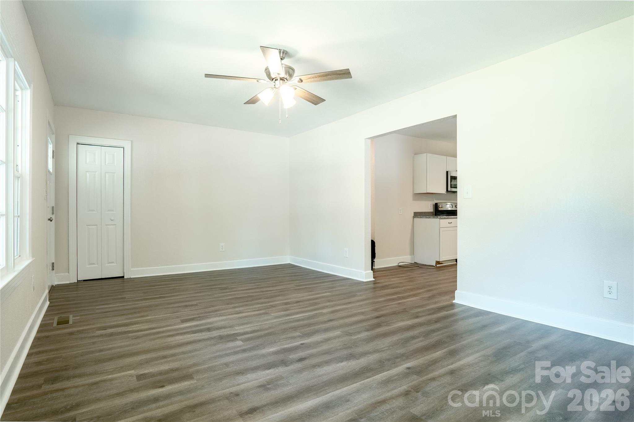 3080 Whitesides Road Property Photo 4
