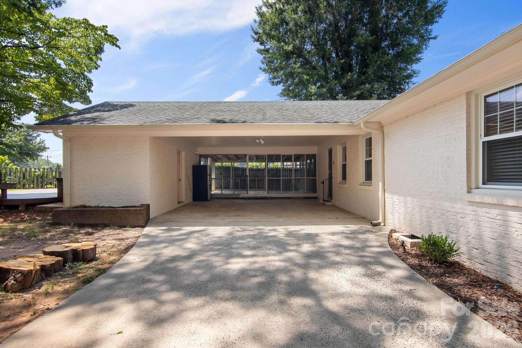 7030 Delta Lake Drive Property Photo 33