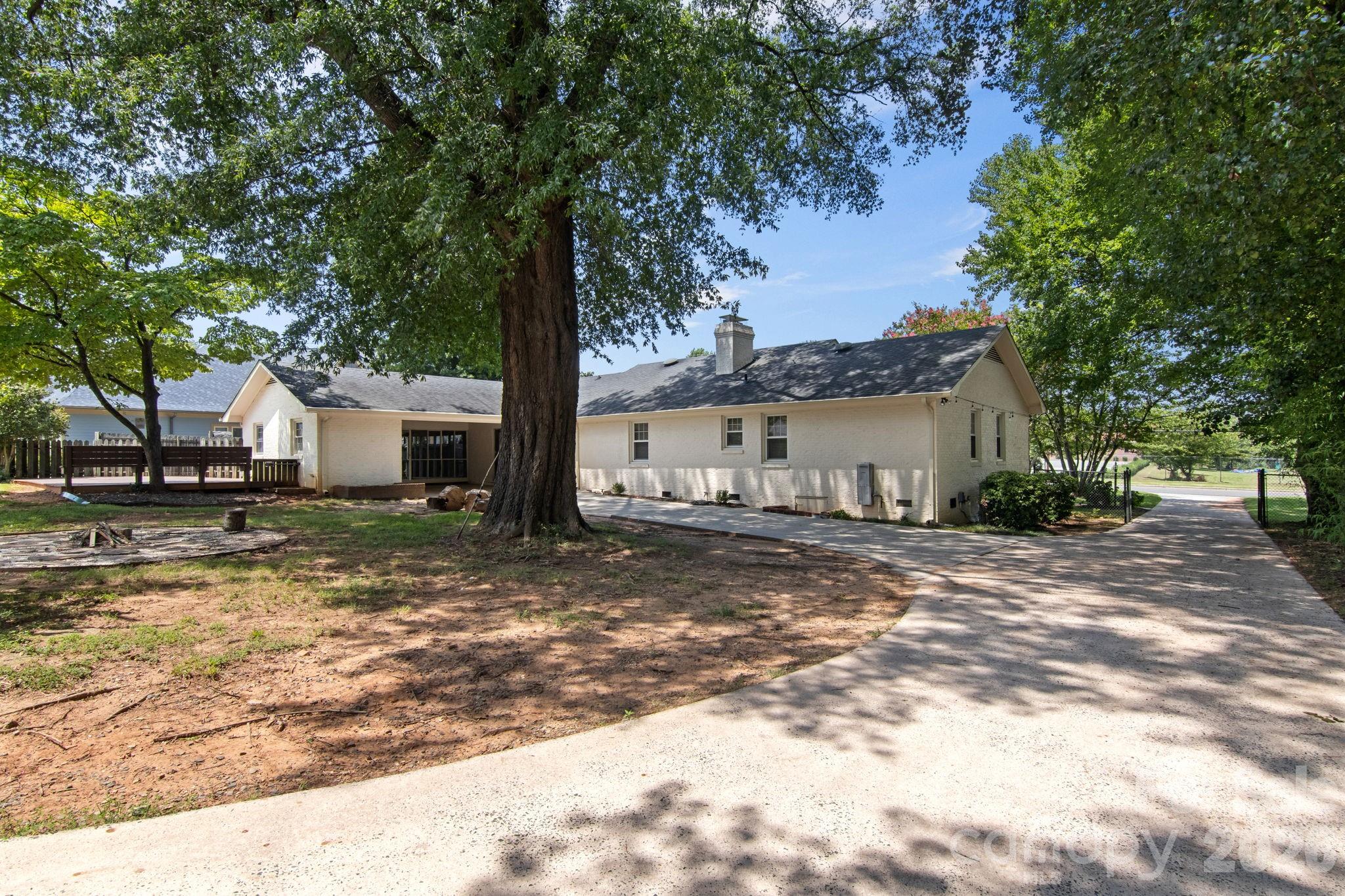 7030 Delta Lake Drive Property Photo 35