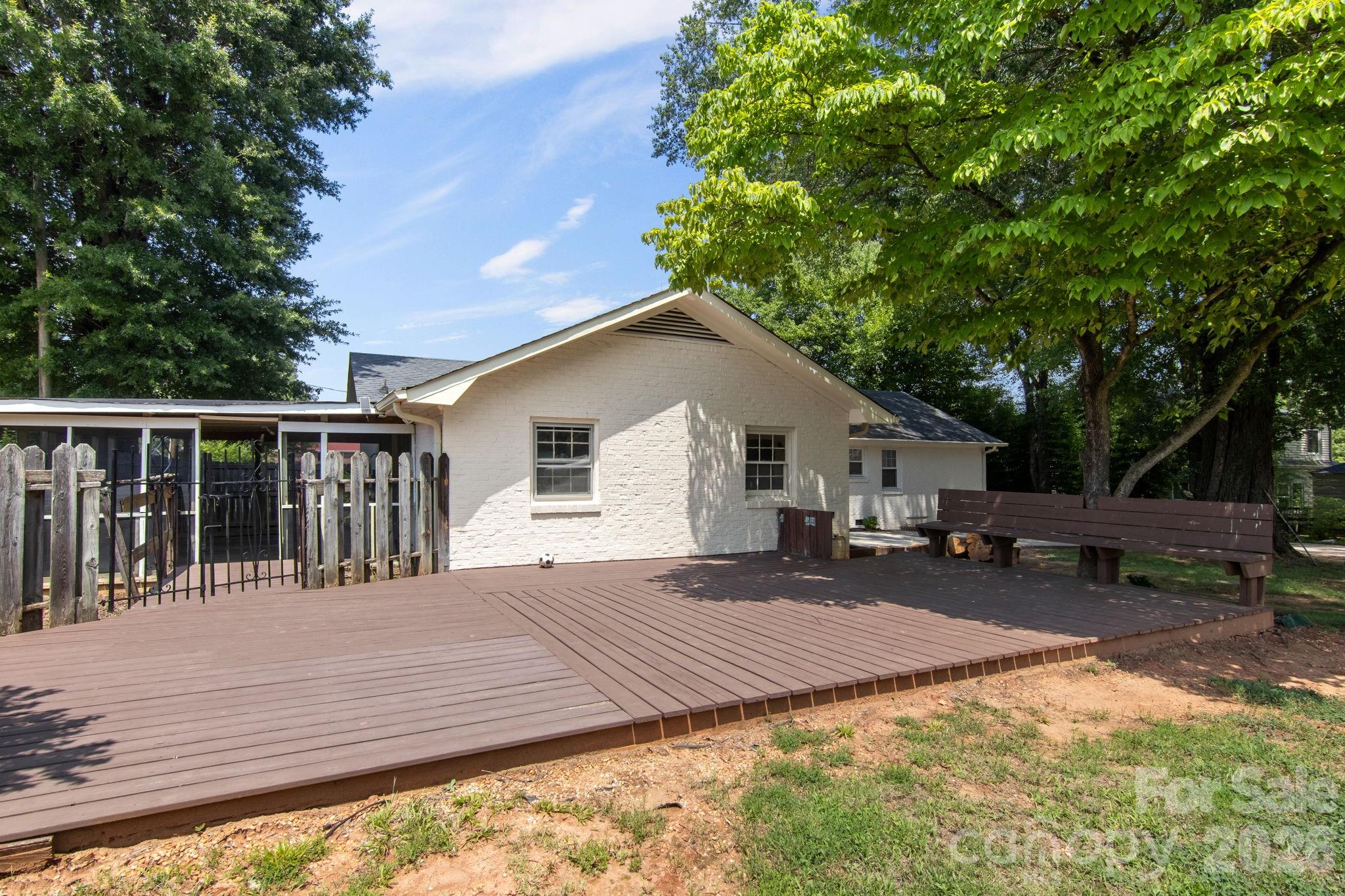 7030 Delta Lake Drive Property Photo 39