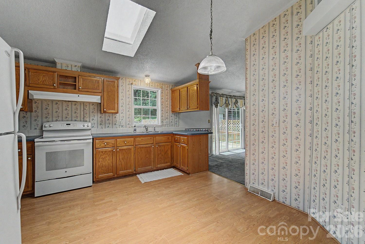 394 Anderson Creek Road Property Photo 8