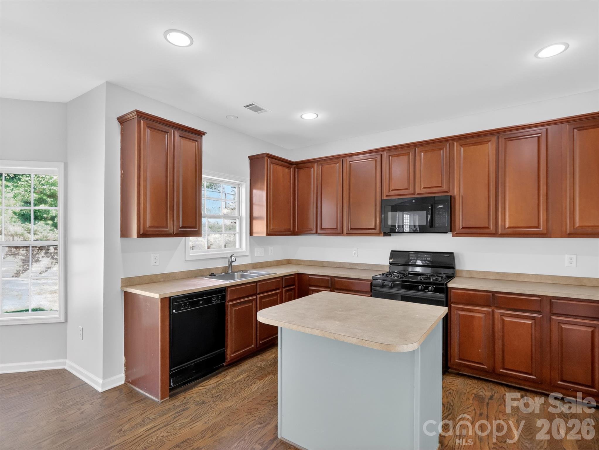 502 Drayton Hall Boulevard Property Photo 6
