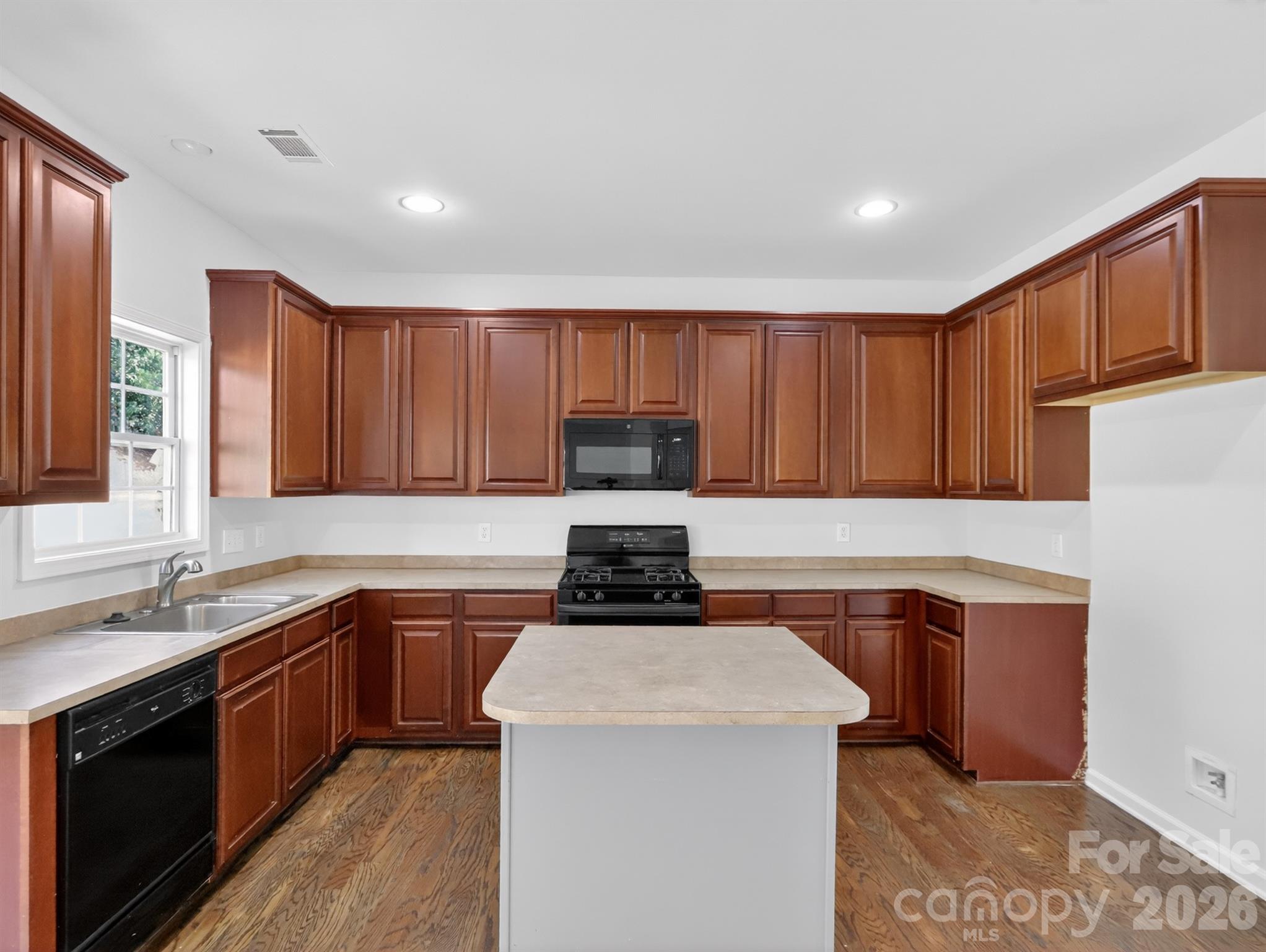 502 Drayton Hall Boulevard Property Photo 7