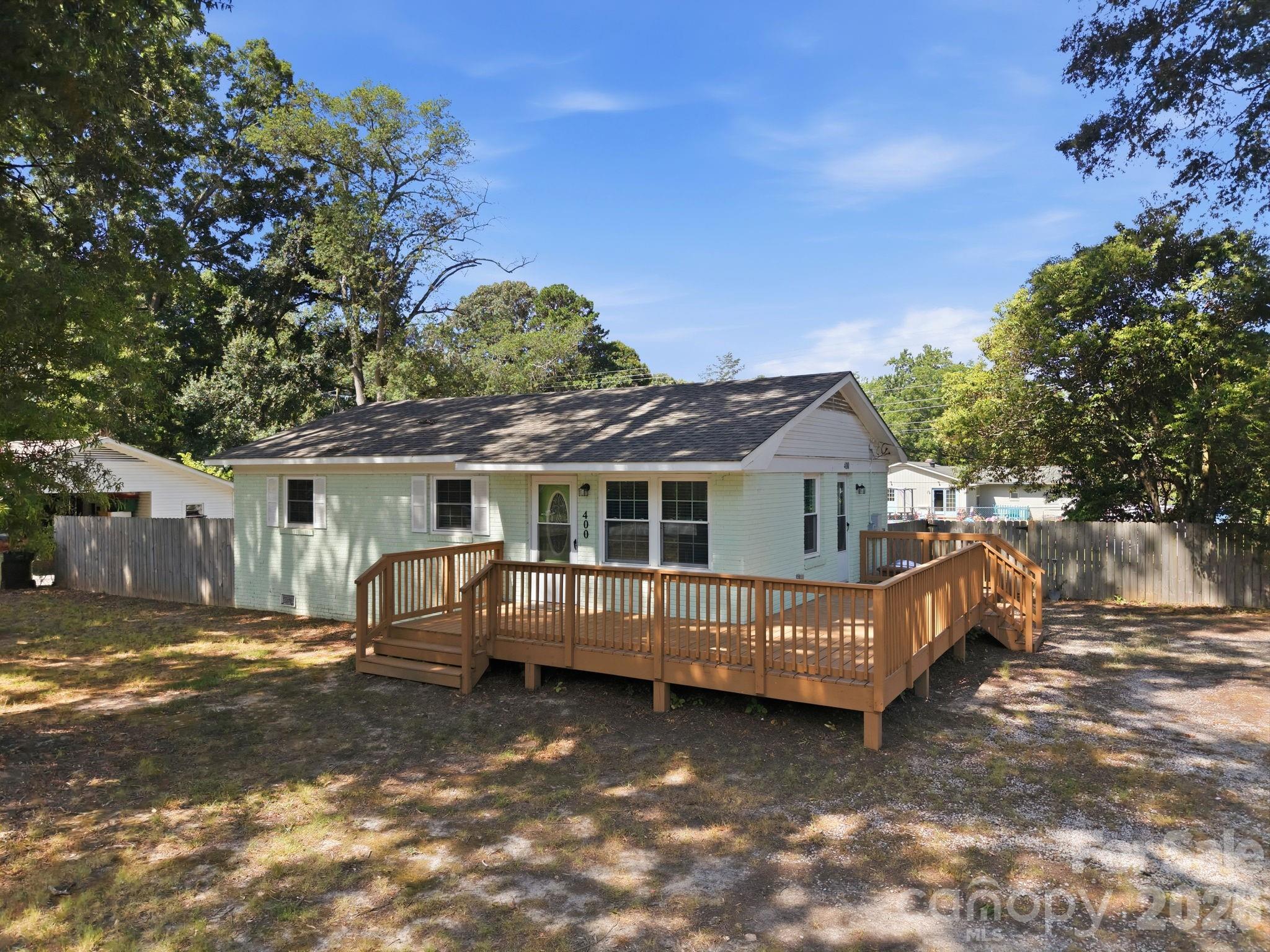 400 Olin Drive Property Photo 2