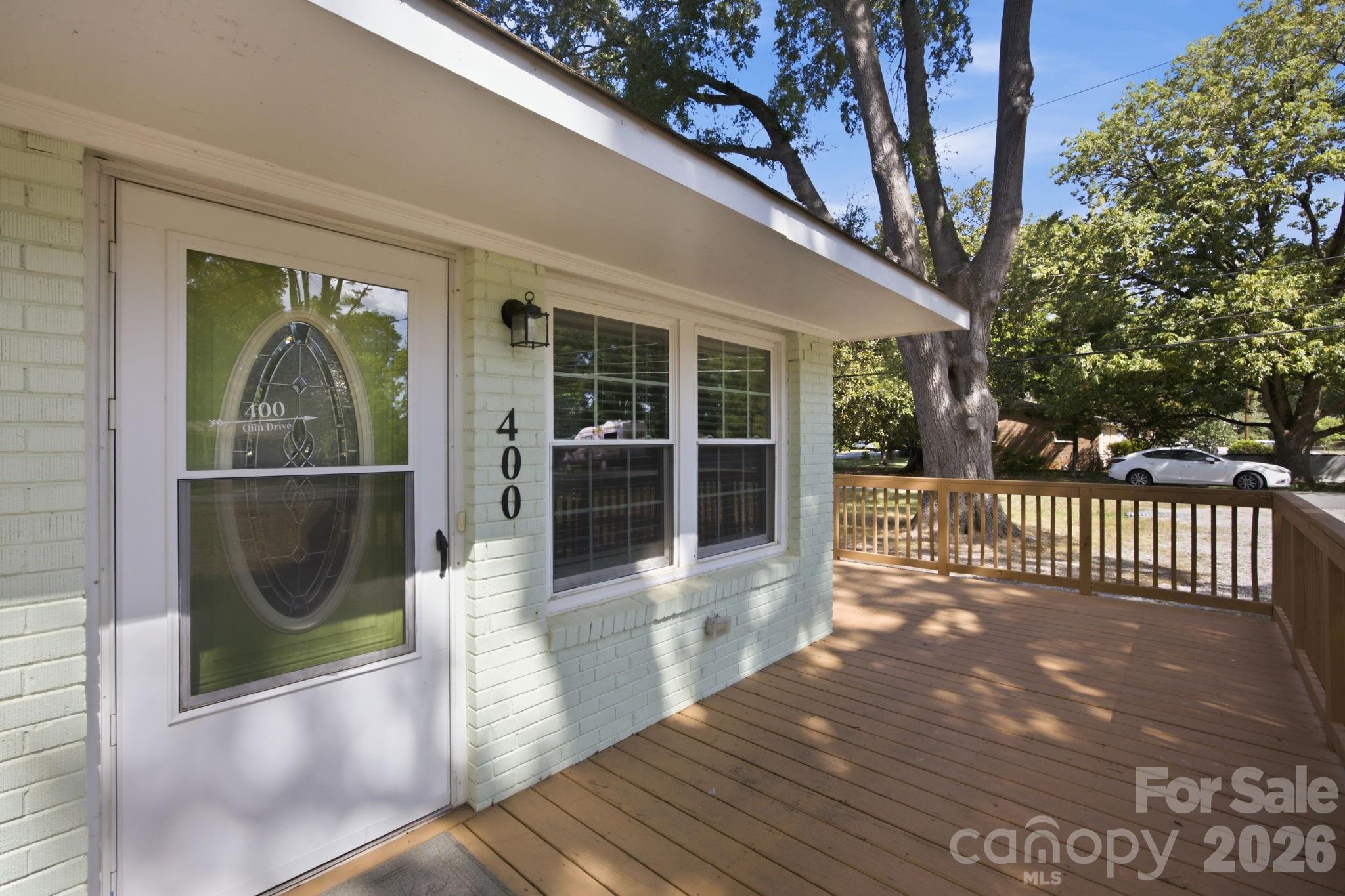 400 Olin Drive Property Photo 3