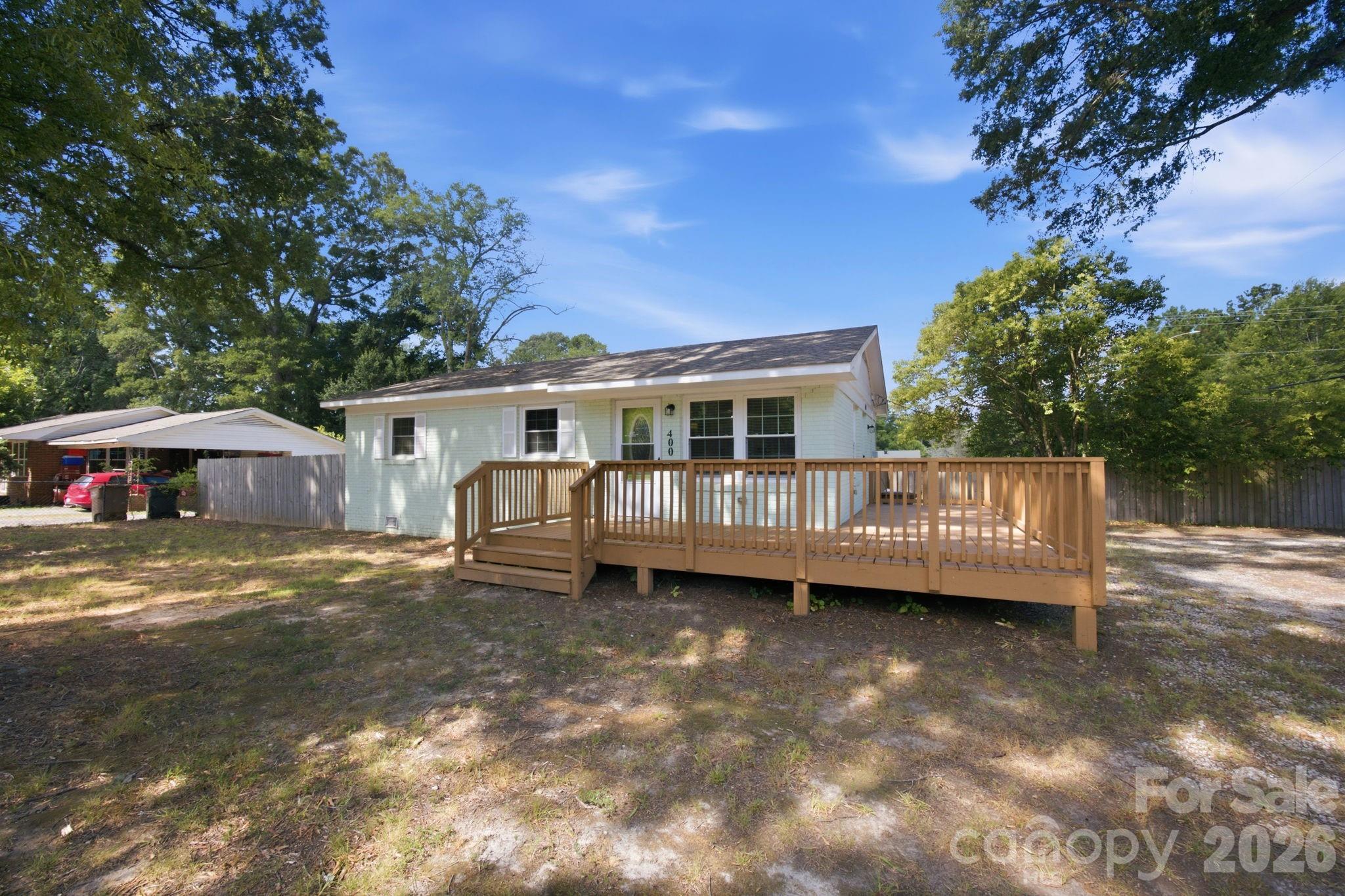 400 Olin Drive Property Photo 5