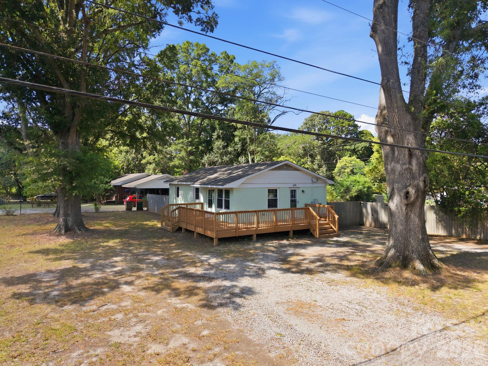 400 Olin Drive Property Photo 8