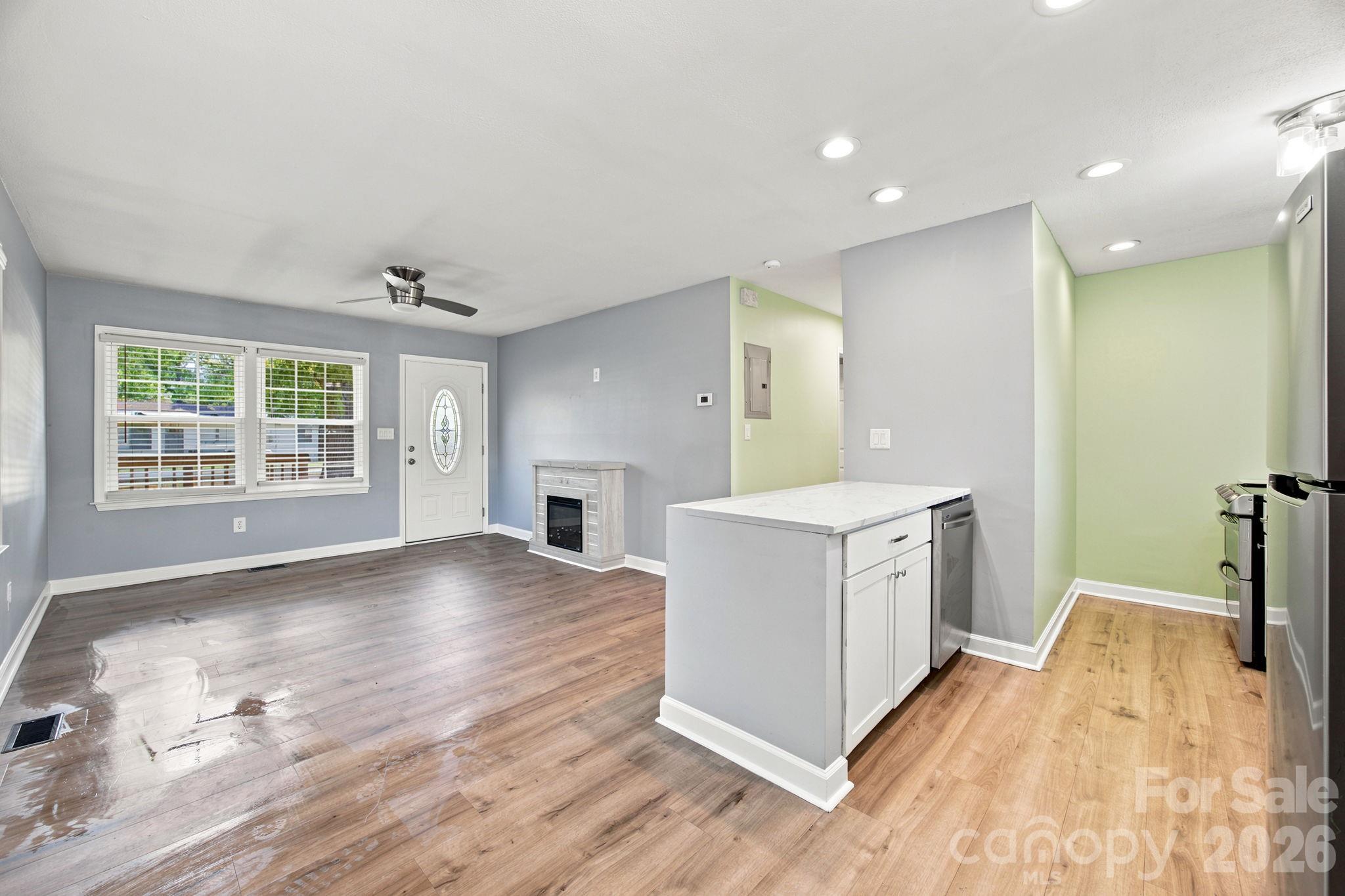 400 Olin Drive Property Photo 14