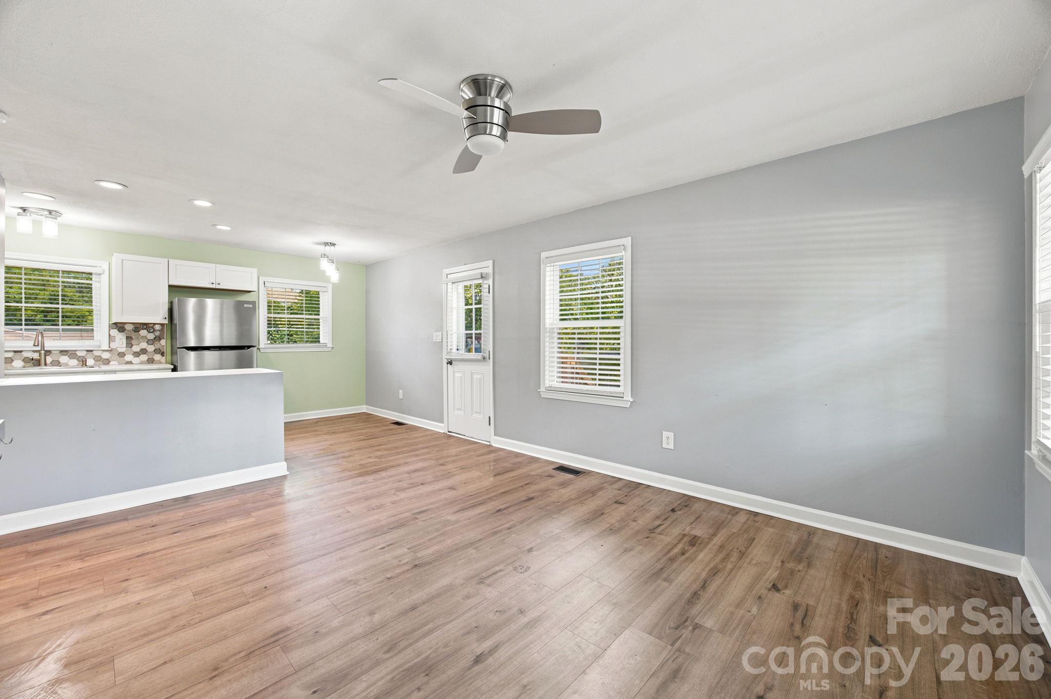 400 Olin Drive Property Photo 16