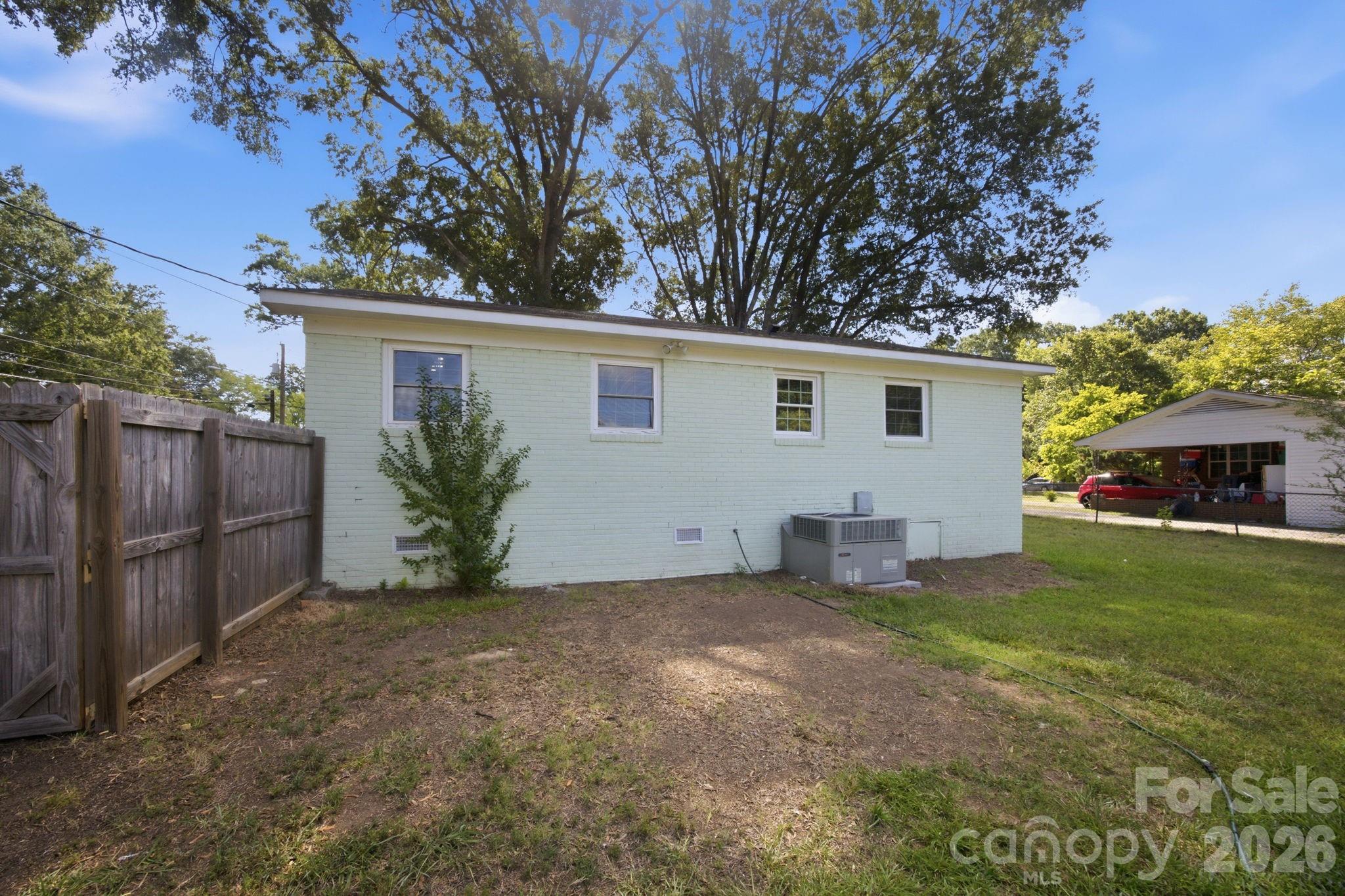 400 Olin Drive Property Photo 27