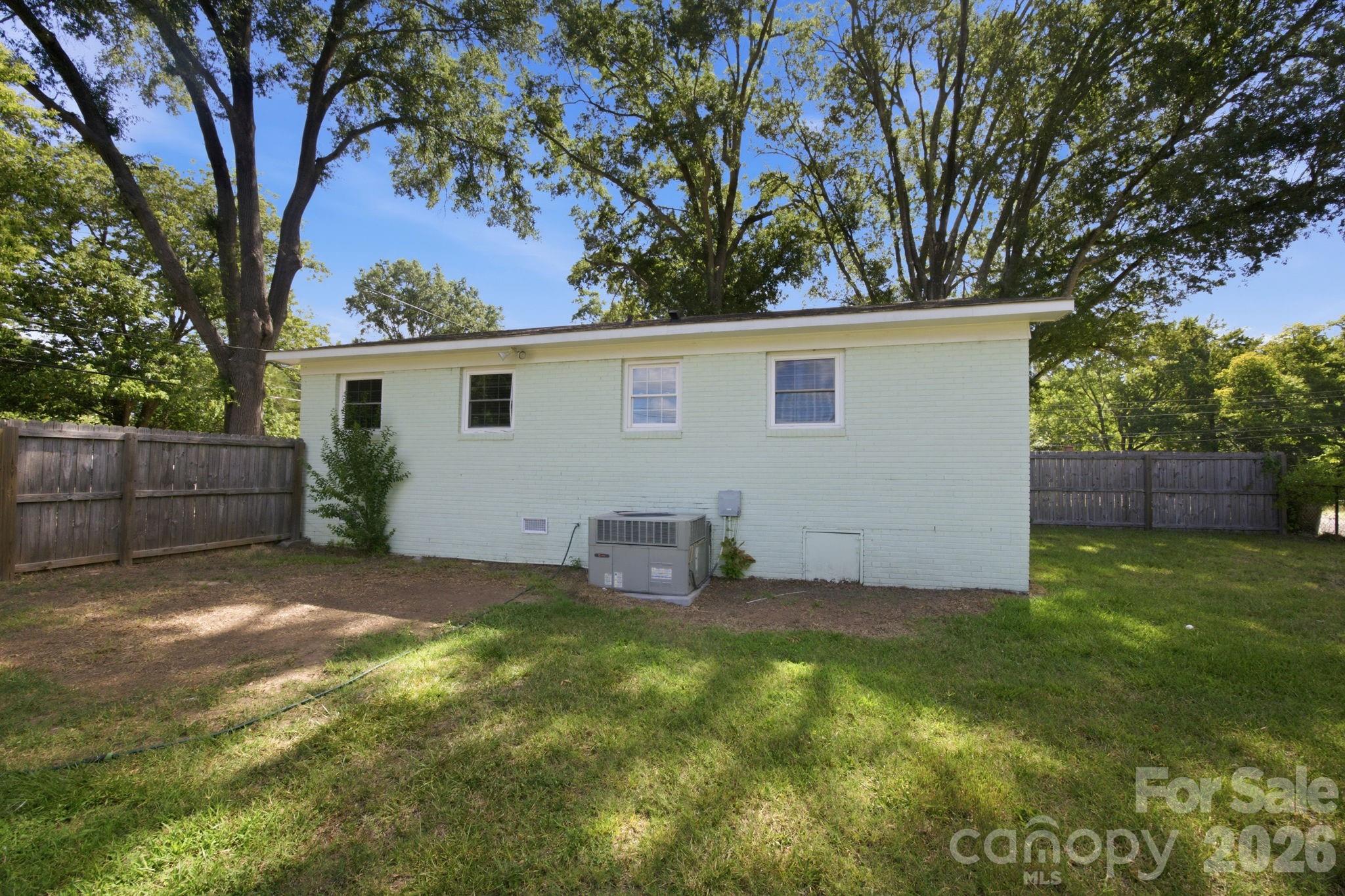 400 Olin Drive Property Photo 28