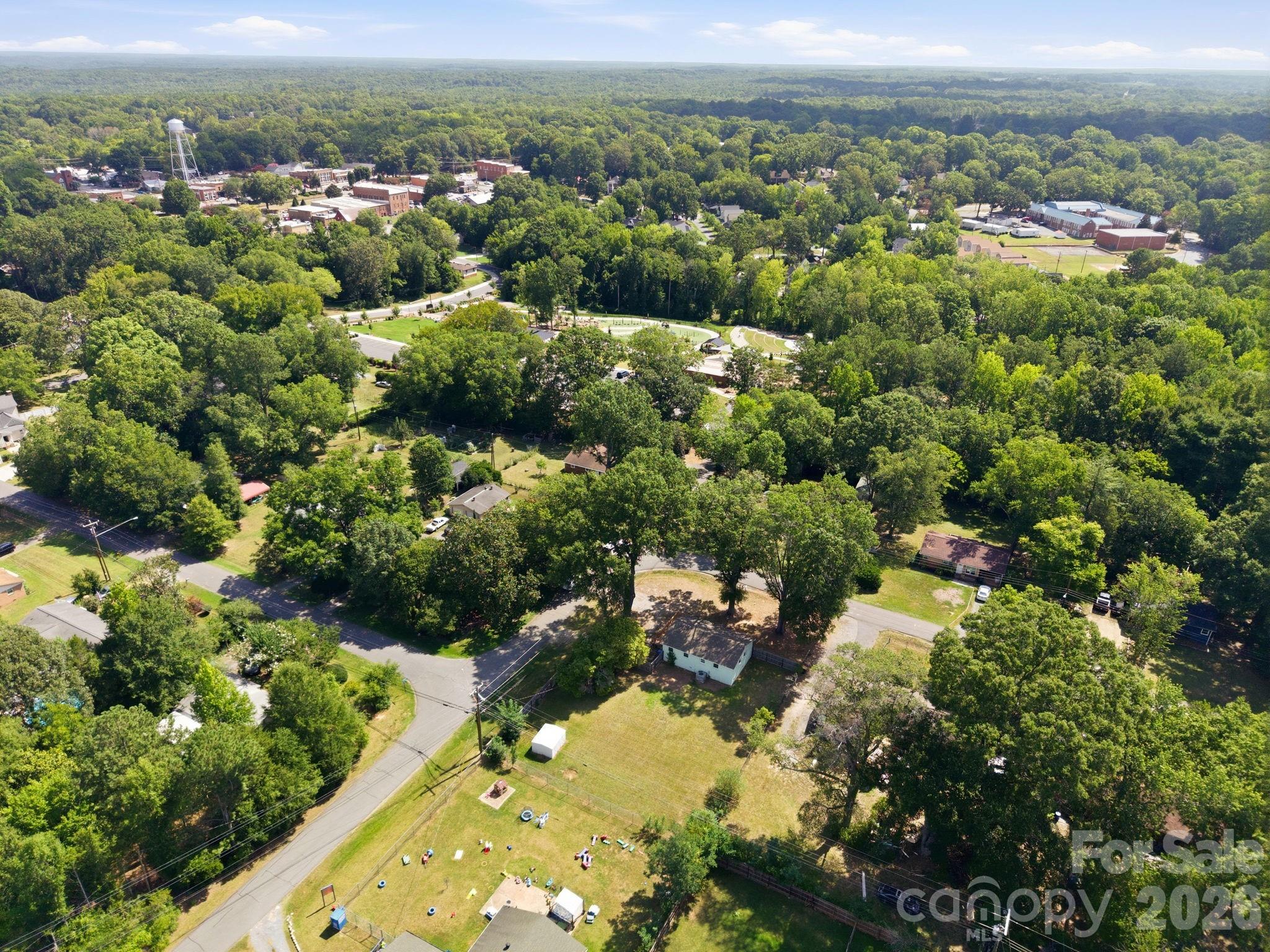 400 Olin Drive Property Photo 32
