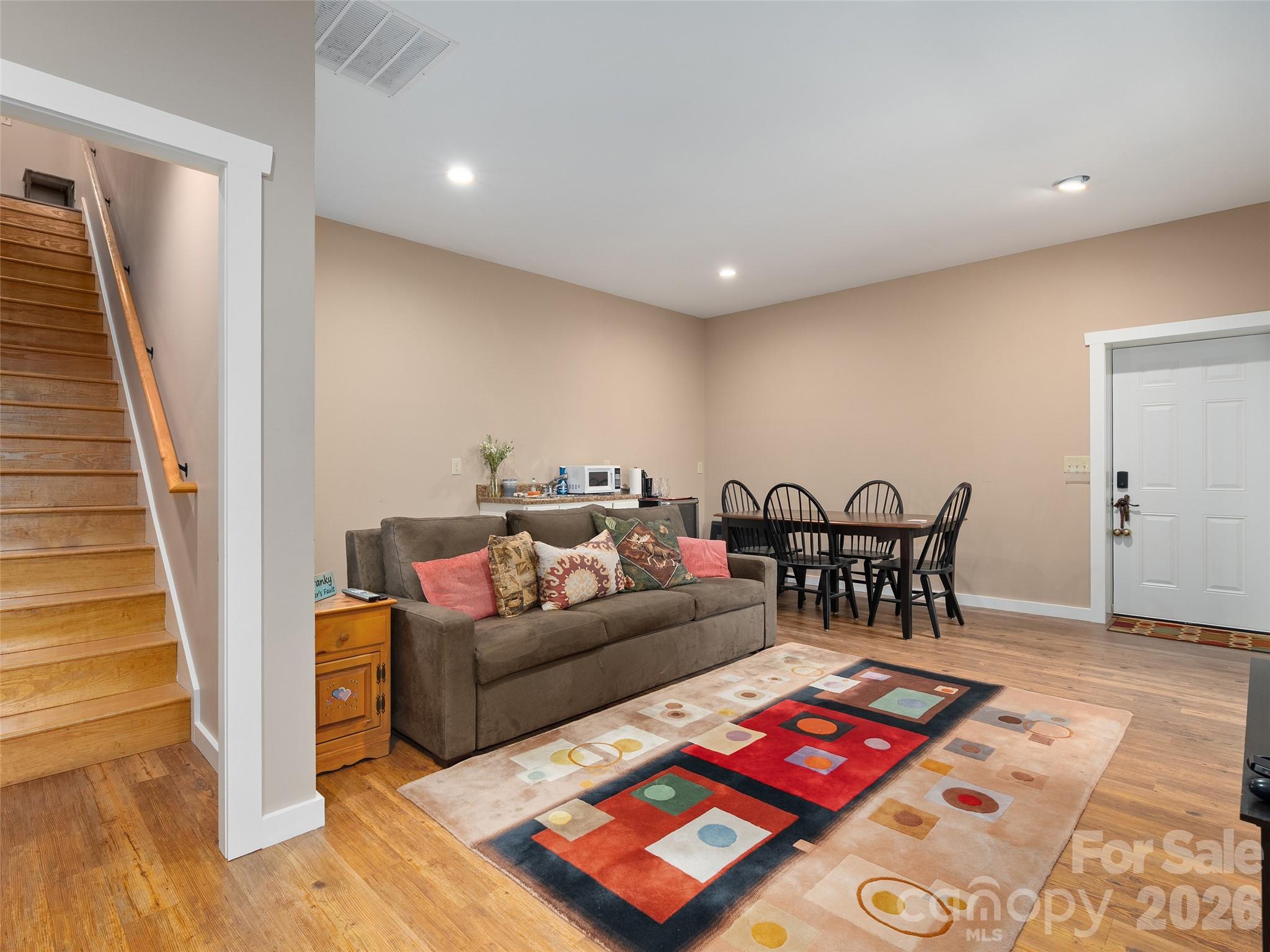 39 Maplewood Drive Property Photo 27