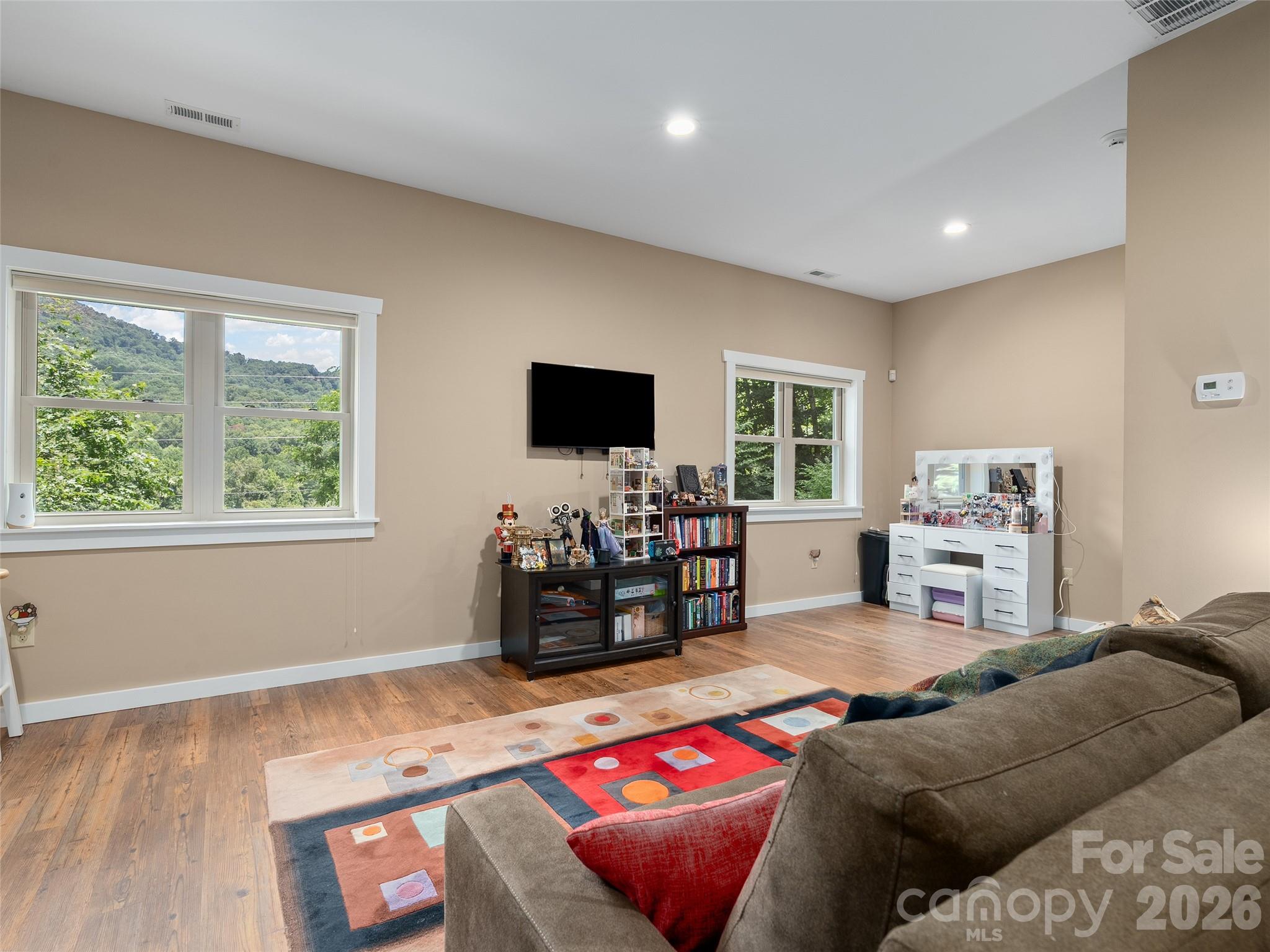 39 Maplewood Drive Property Photo 28