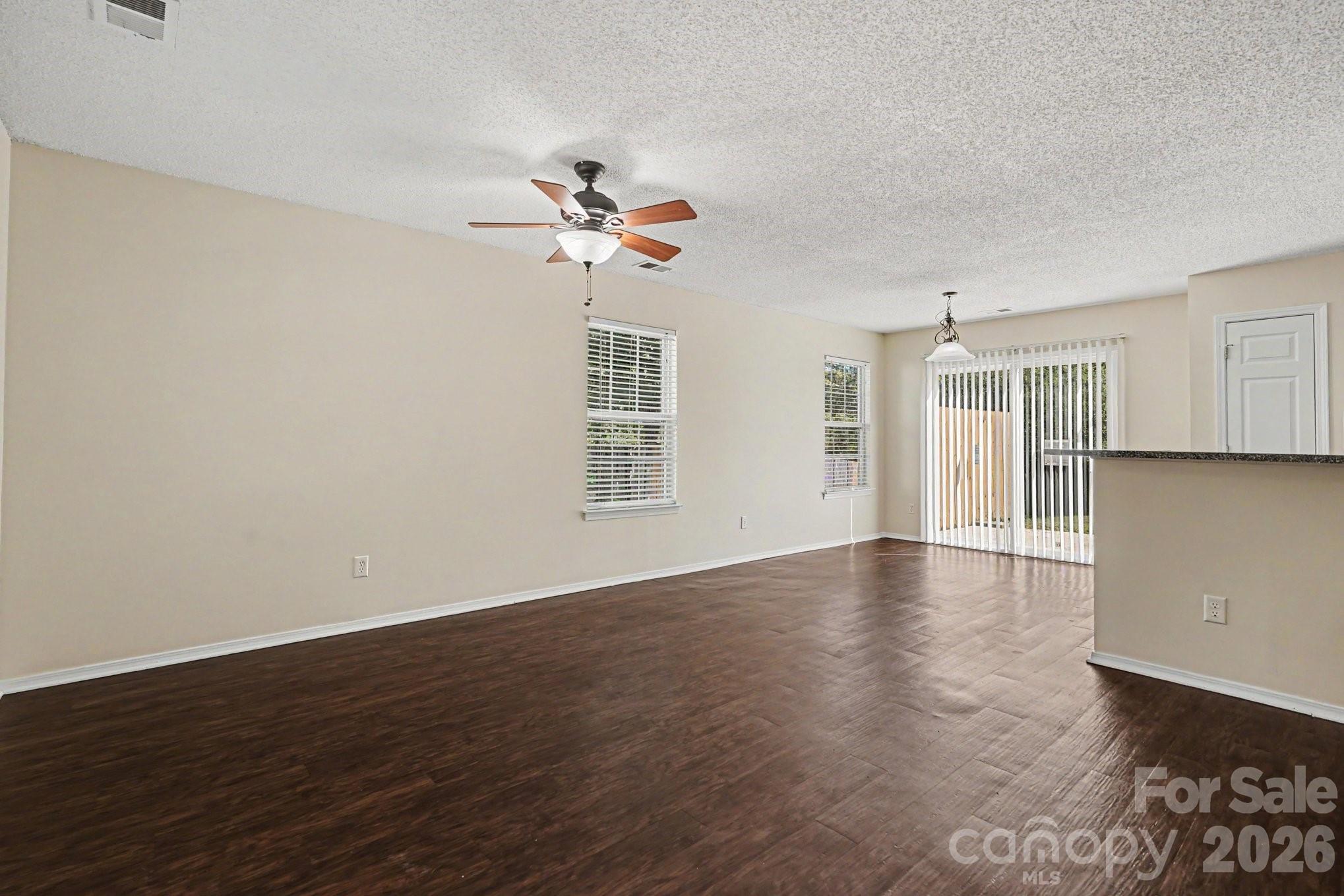 3087 Champion Lane Property Photo 4