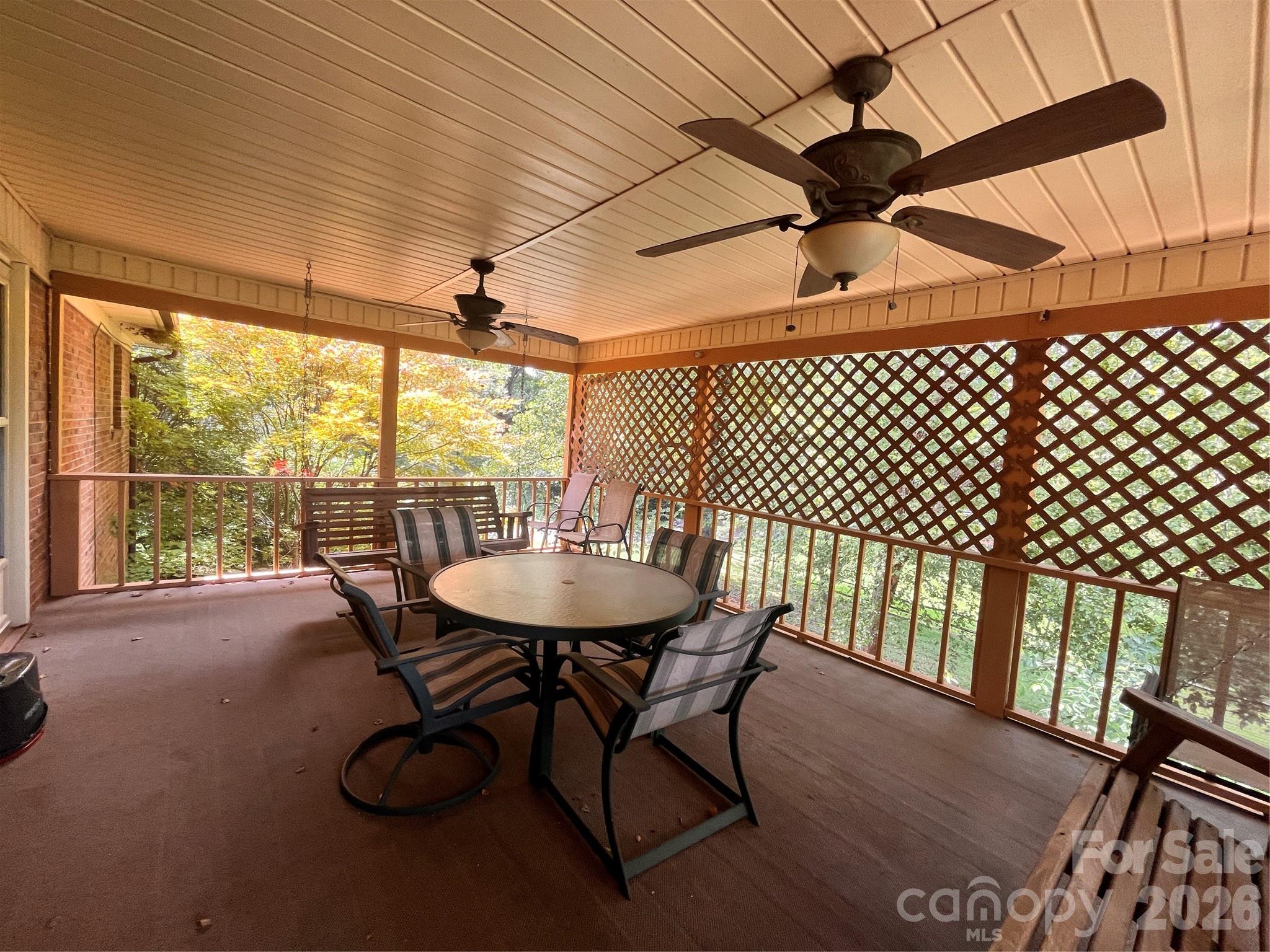 410 Thompson Street Property Photo 17