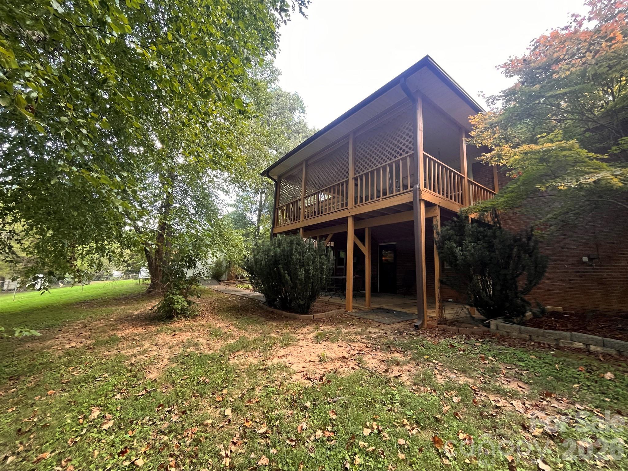 410 Thompson Street Property Photo 19