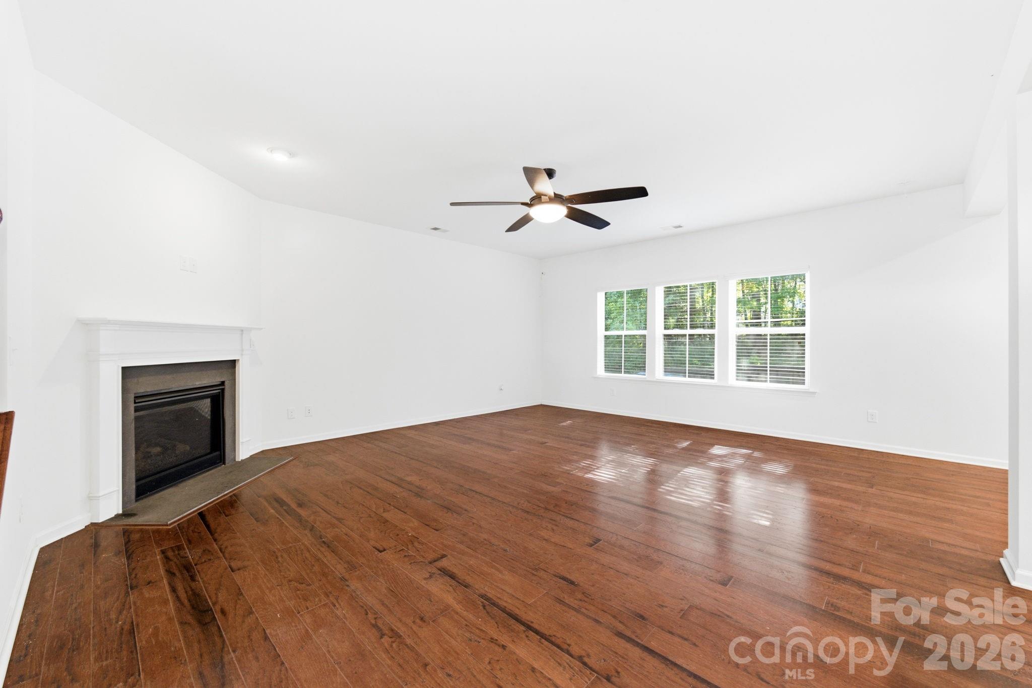 9631 Daufuskie Drive Property Photo 4