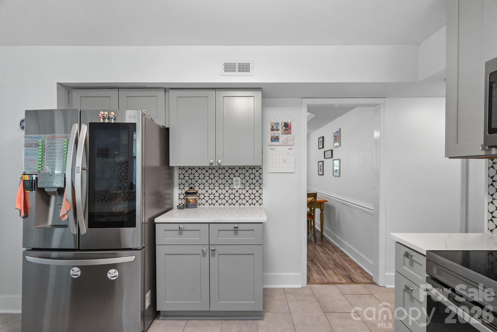 16214 Amber Field Drive Property Photo 4
