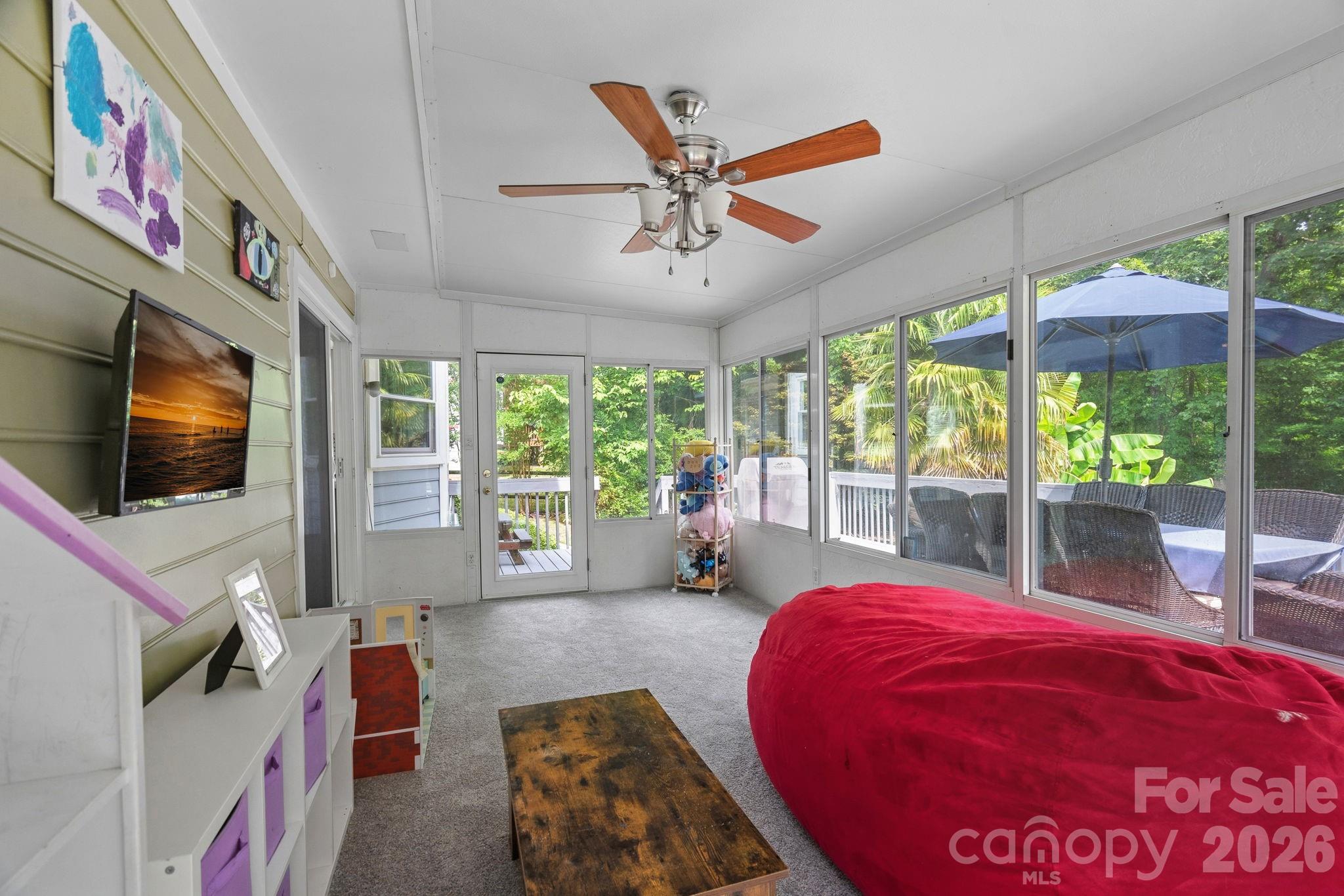 16214 Amber Field Drive Property Photo 16