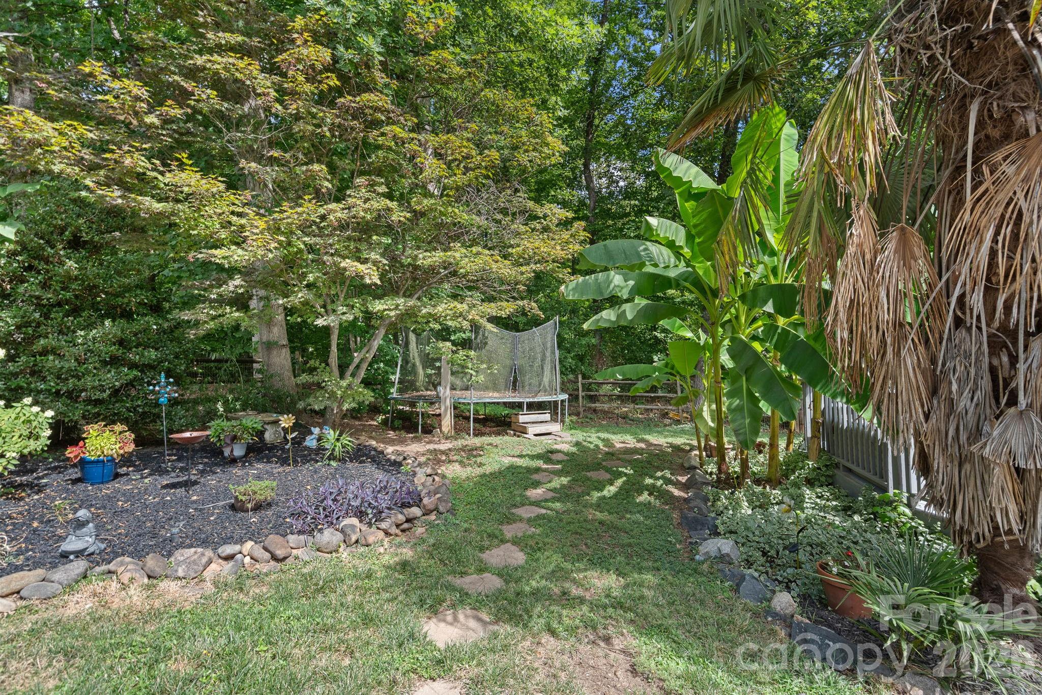 16214 Amber Field Drive Property Photo 27