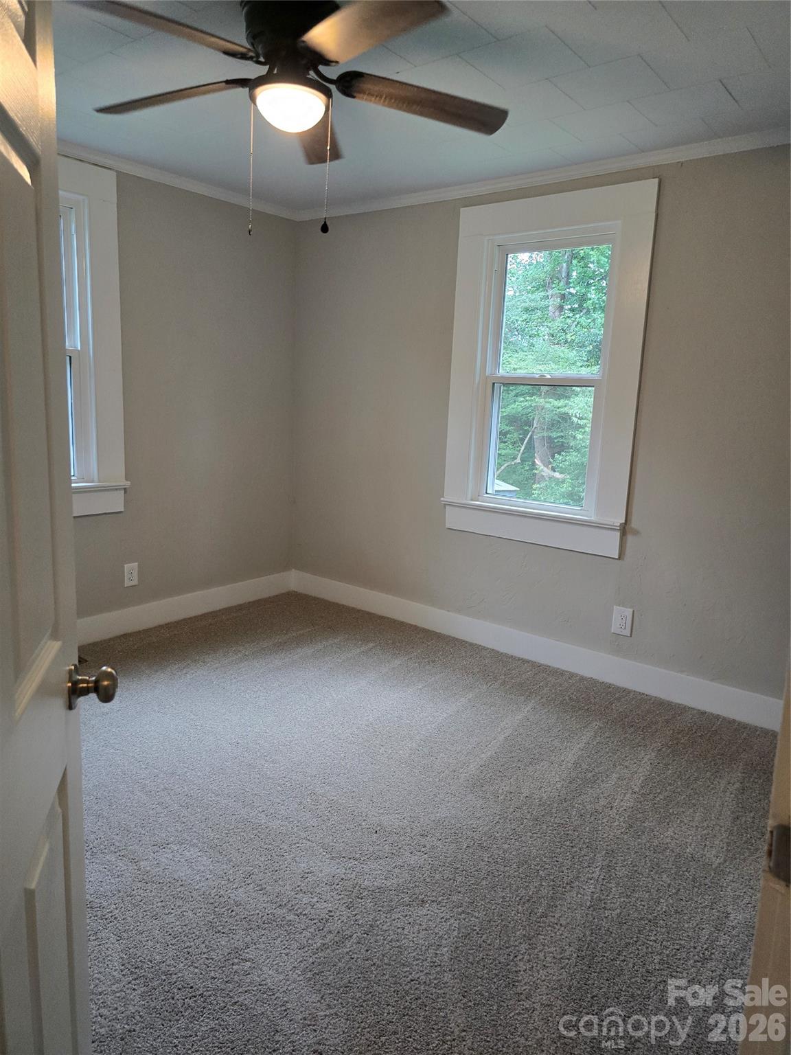 1729 Lakeview Drive Property Photo 9