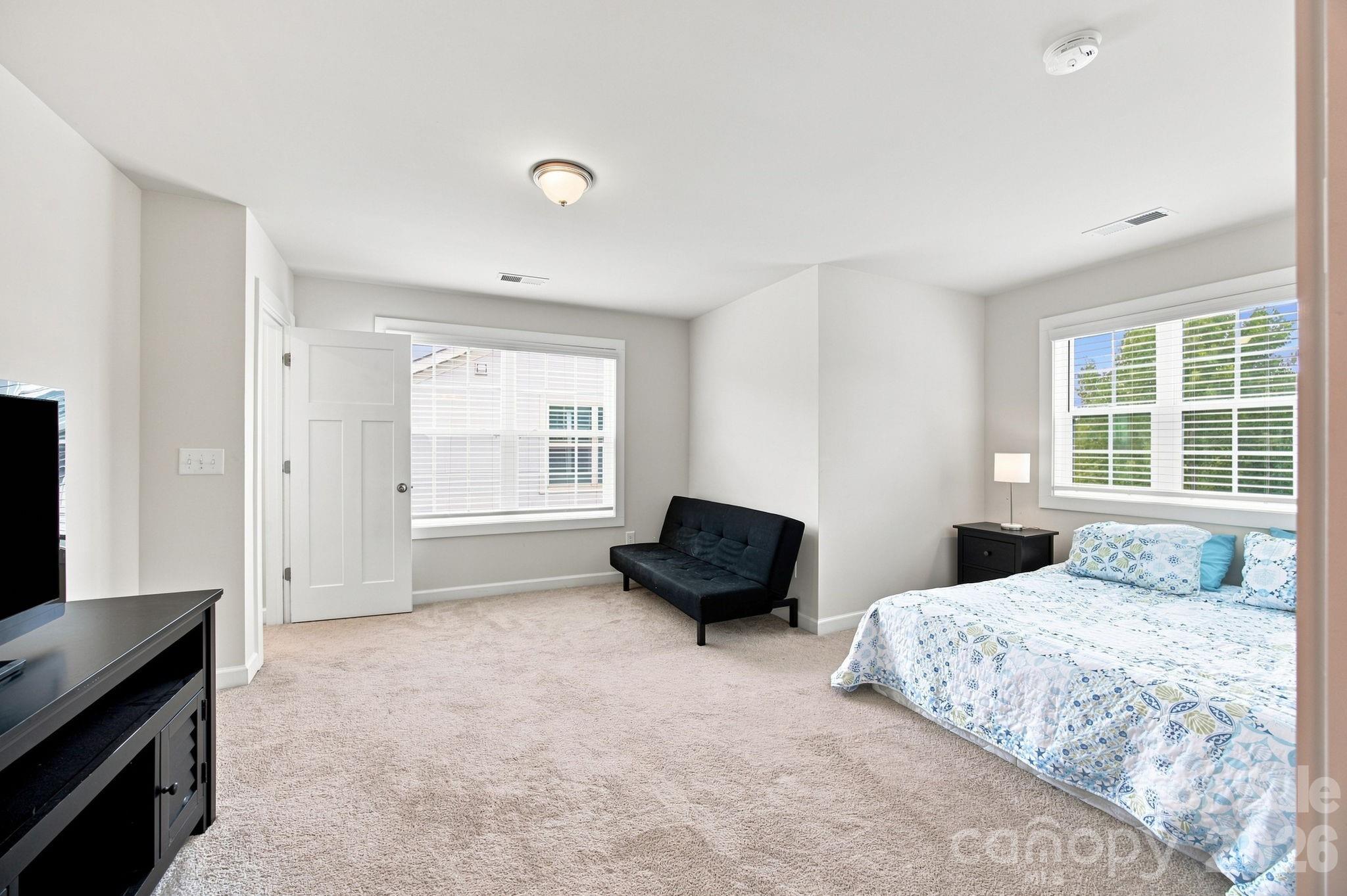 11810 Westbranch Parkway Property Photo 30
