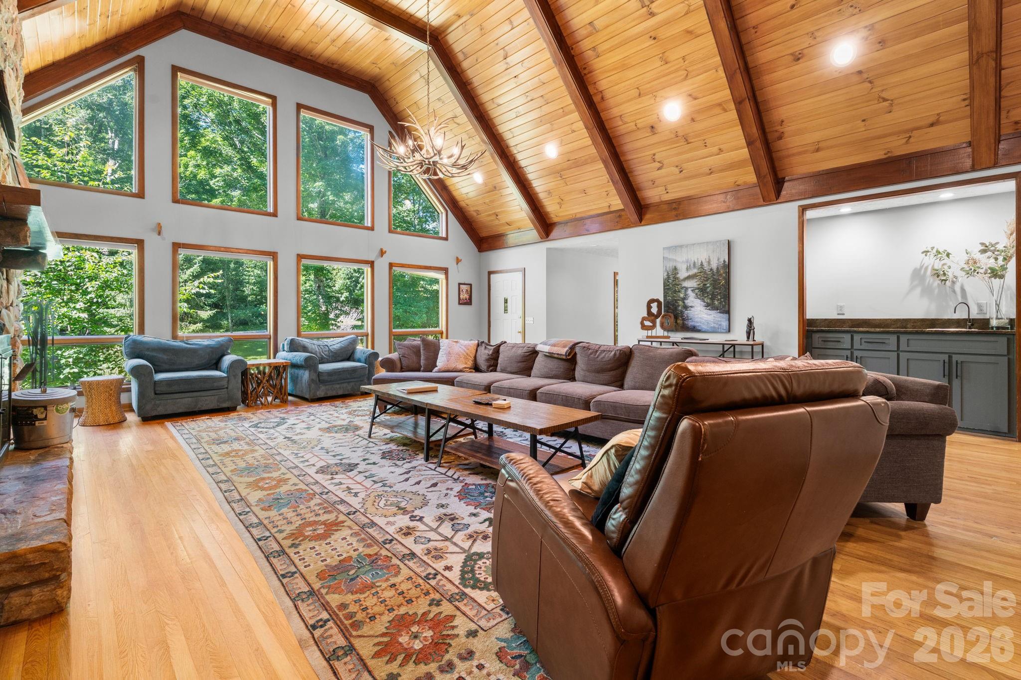 126 Rock Ledge Lane Property Photo 2