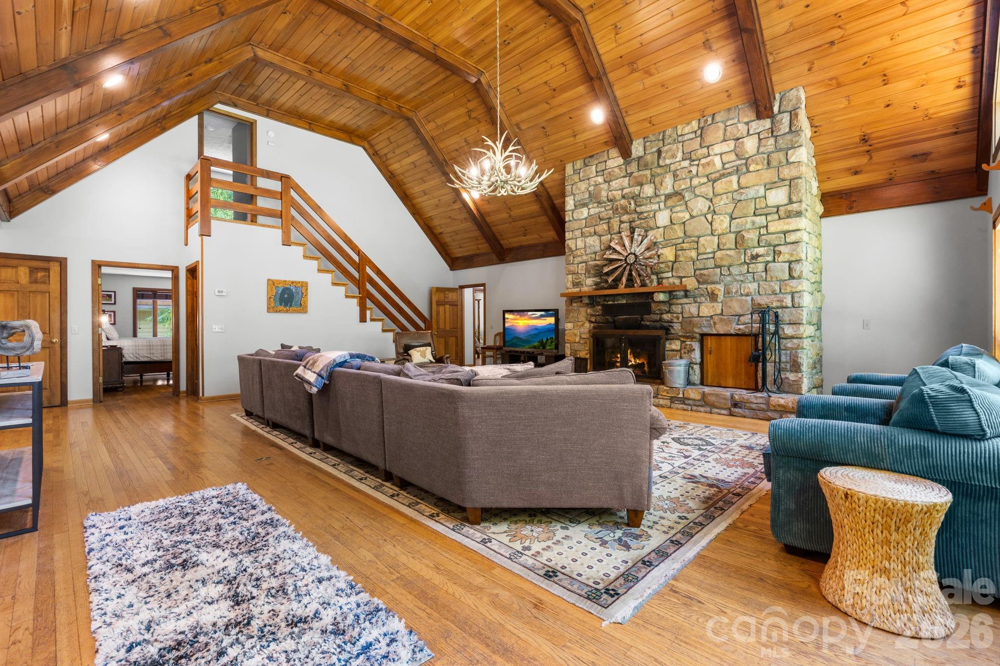 126 Rock Ledge Lane Property Photo 7